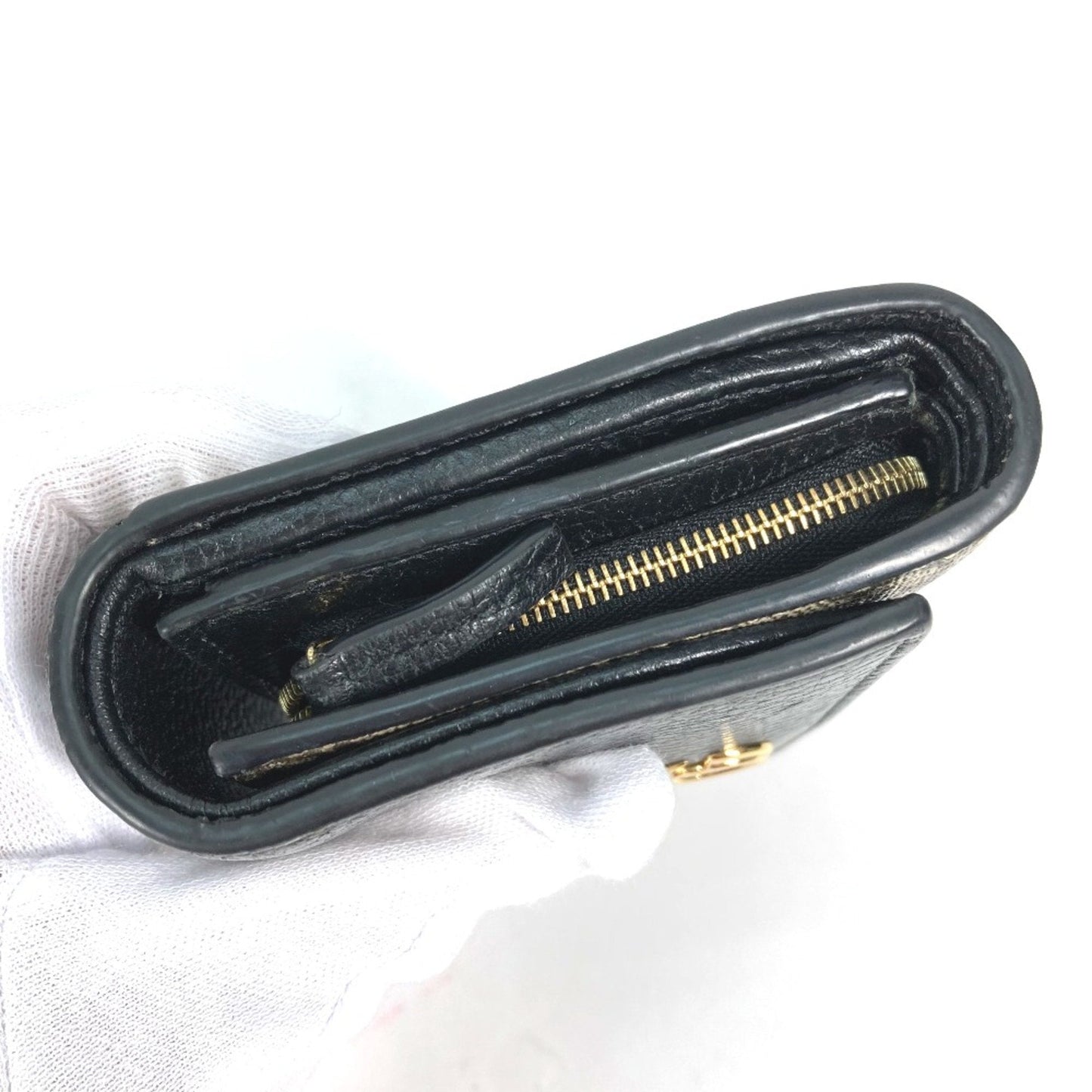 Gucci Beige Leather Wallet (Bi-Fold) ( )
