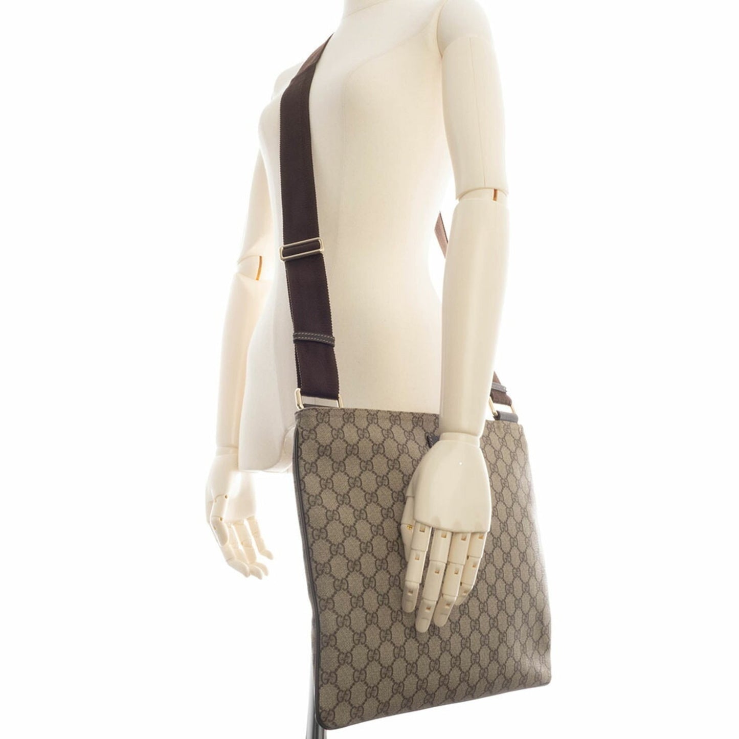 Gucci Beige Gg Supreme Shoulder Bag ( )