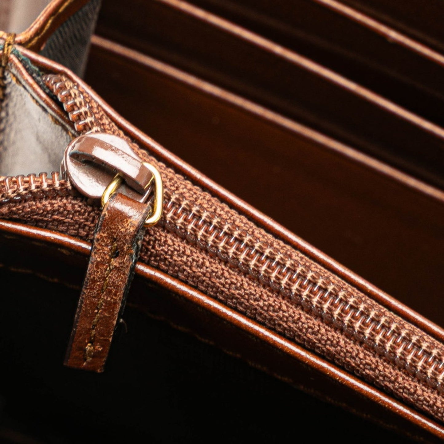 Gucci Beige Brown Pvc Leather Long Wallet (Bi-Fold) ( )