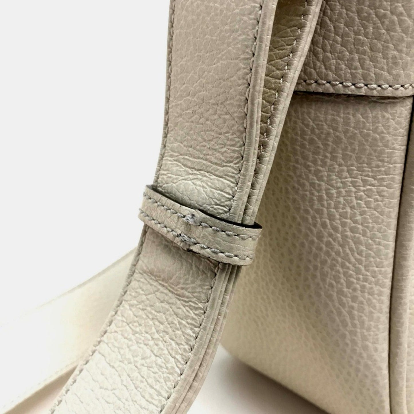Gucci White Leather Shoulder Bag ( )