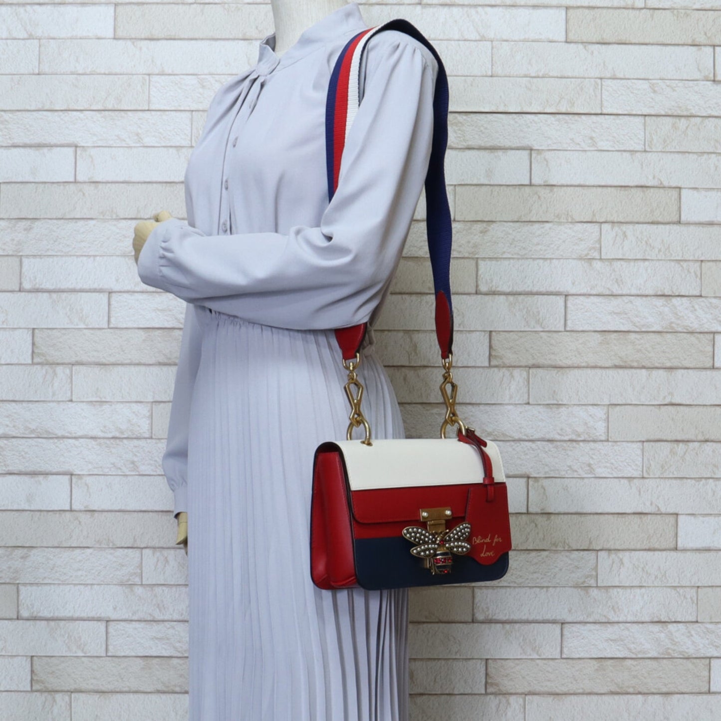 Gucci Navy Red Color White Leather Shoulder Bag ( )