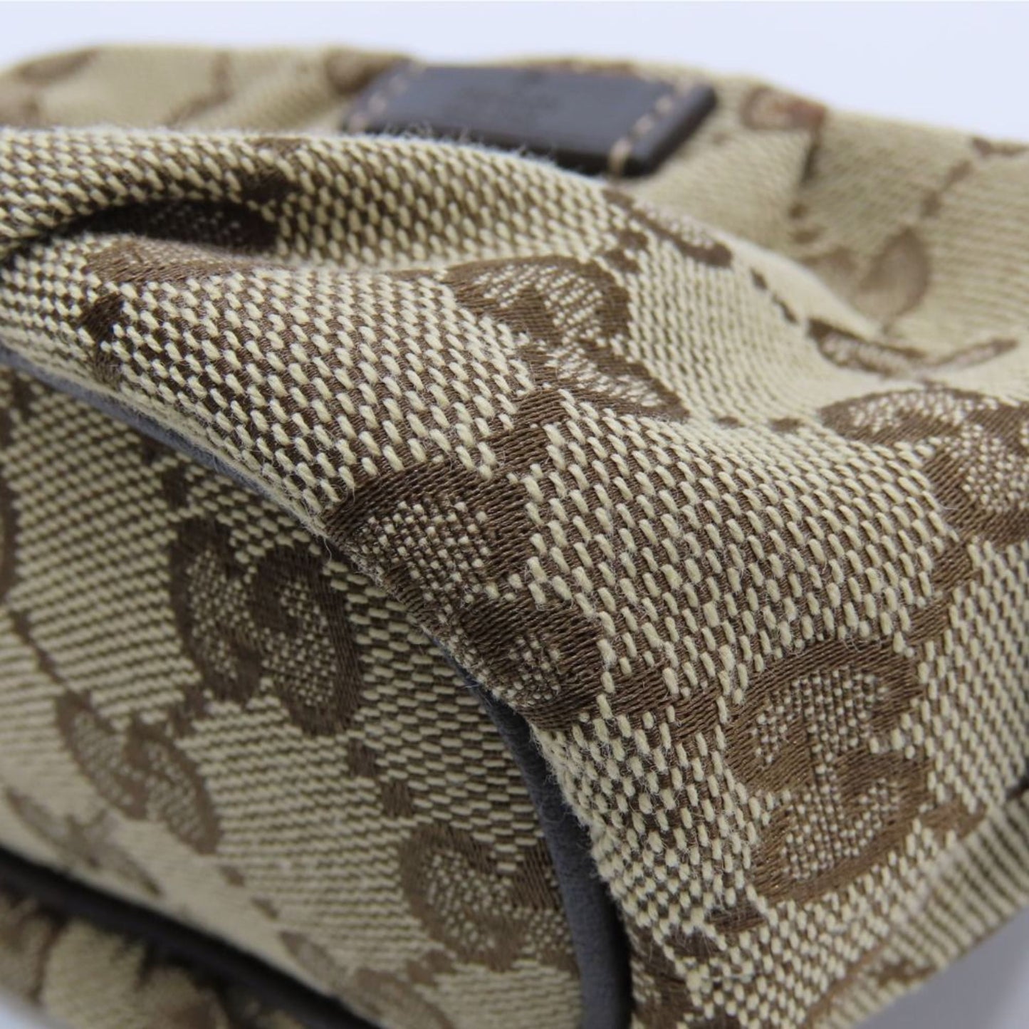 Gucci Beige Dark Brown Gg Canvas Leather Pouch ( )