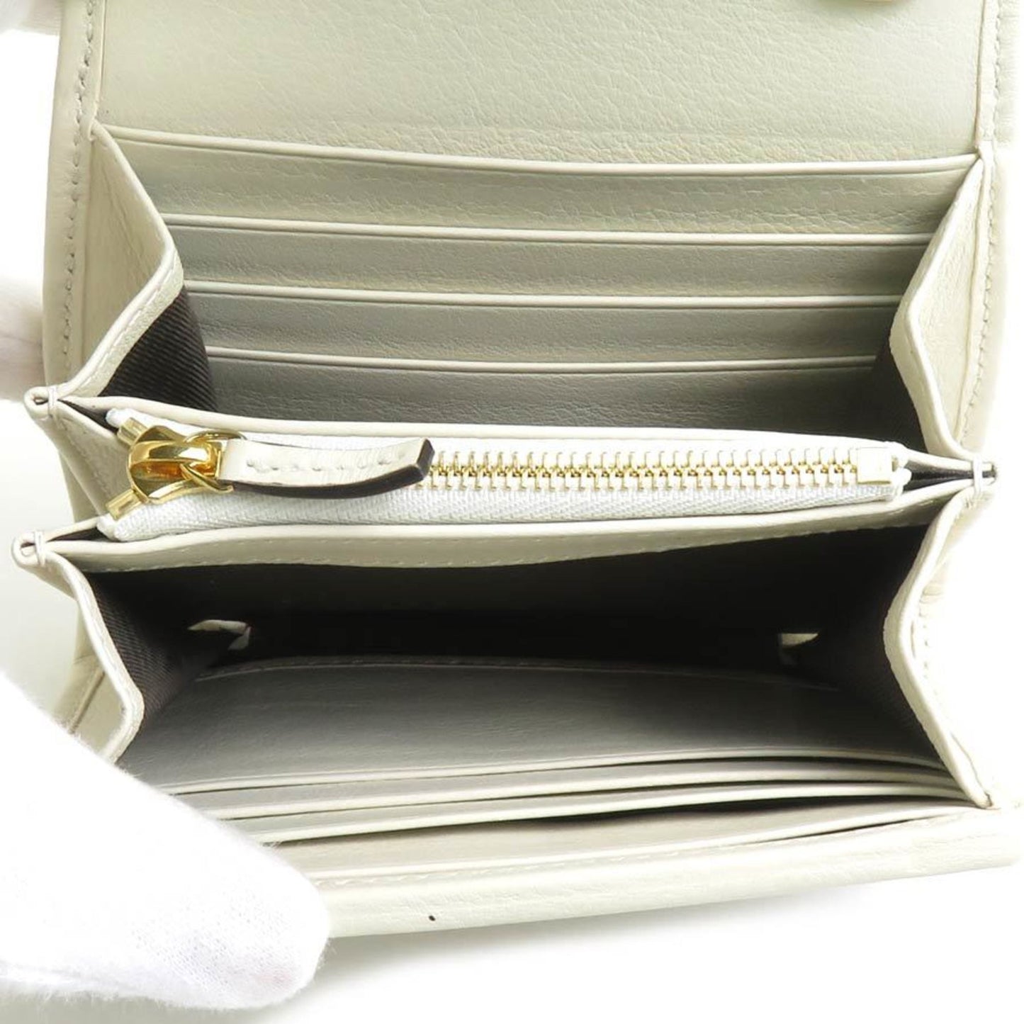 Gucci Ivory Leather Chain/Shoulder Wallet ( )