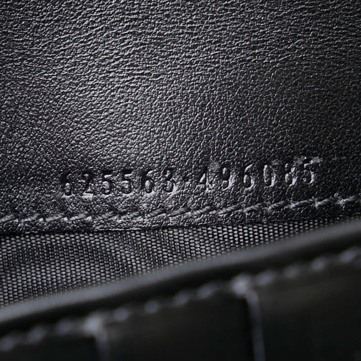 Gucci Black Leather Long Wallet (Bi-Fold) ( )