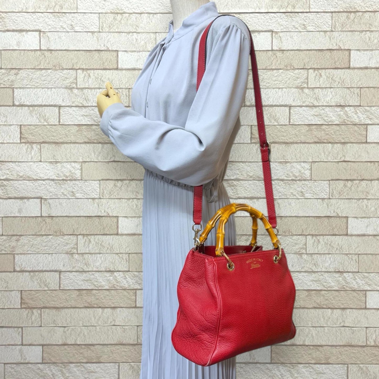 Gucci Red Color Bamboo Shoulder Bag ( )