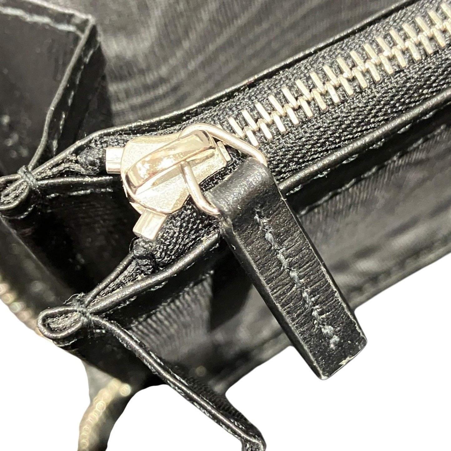 Gucci Black Gg Supreme Long Wallet (Bi-Fold) ( )