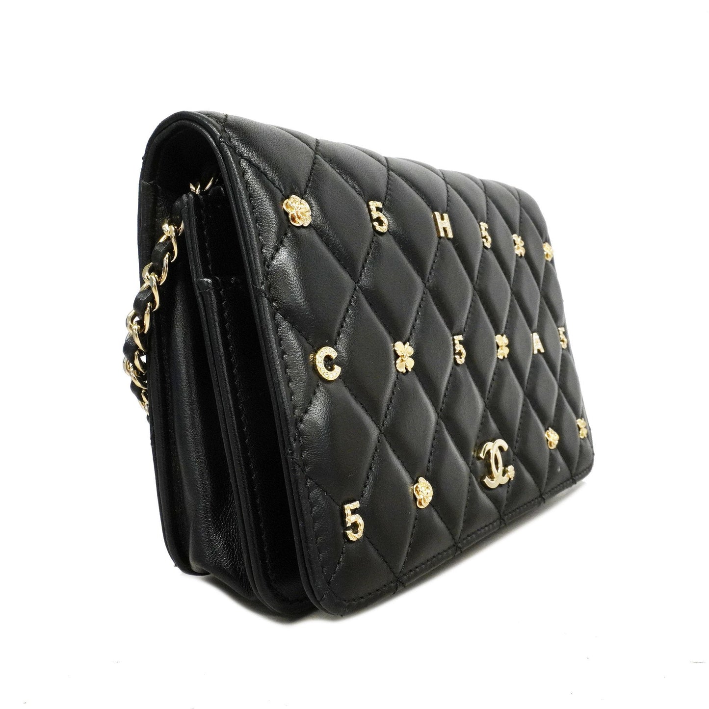 Chanel Matelassé Shoulder Bag - Ewore Bags