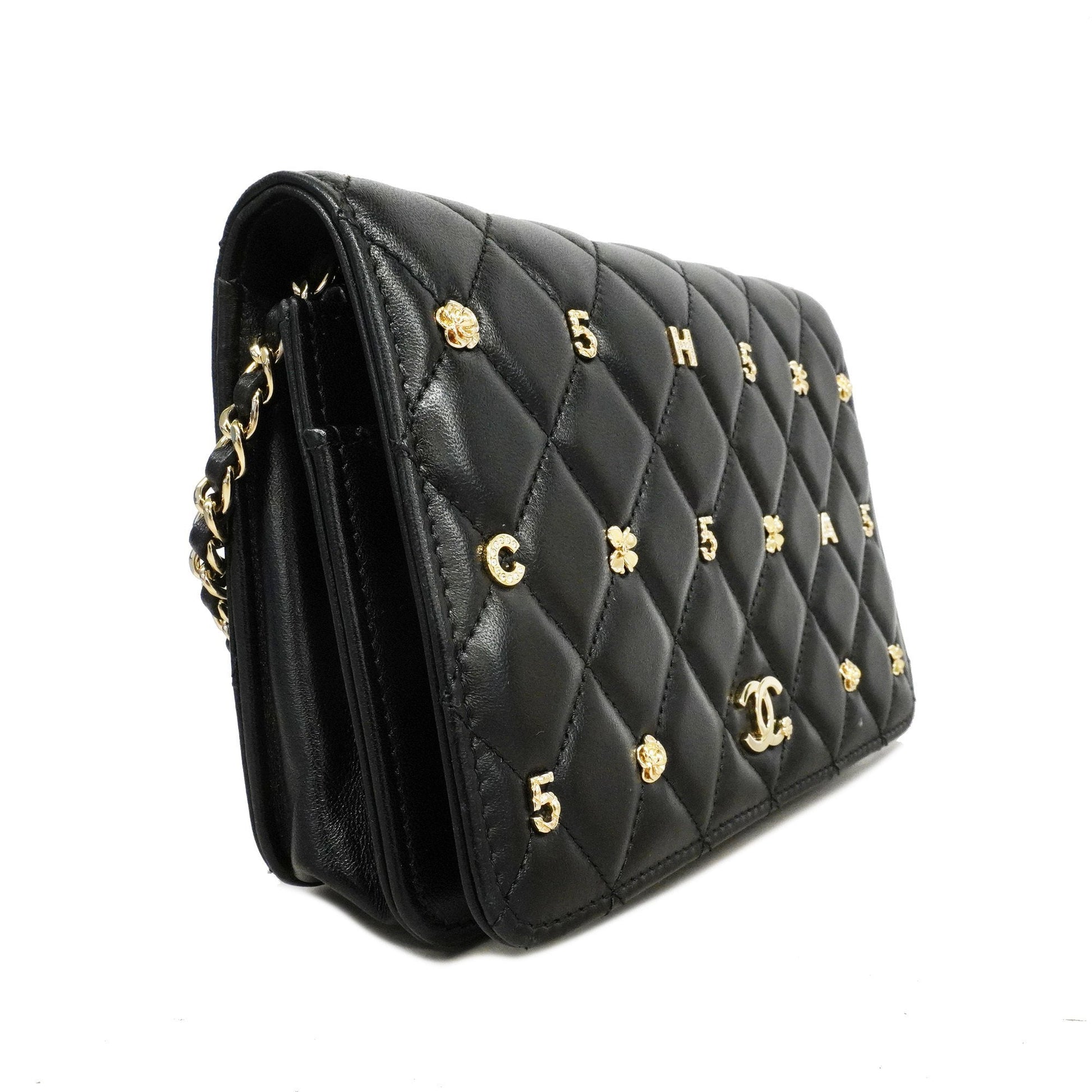 Chanel Matelassé Shoulder Bag - Ewore Bags