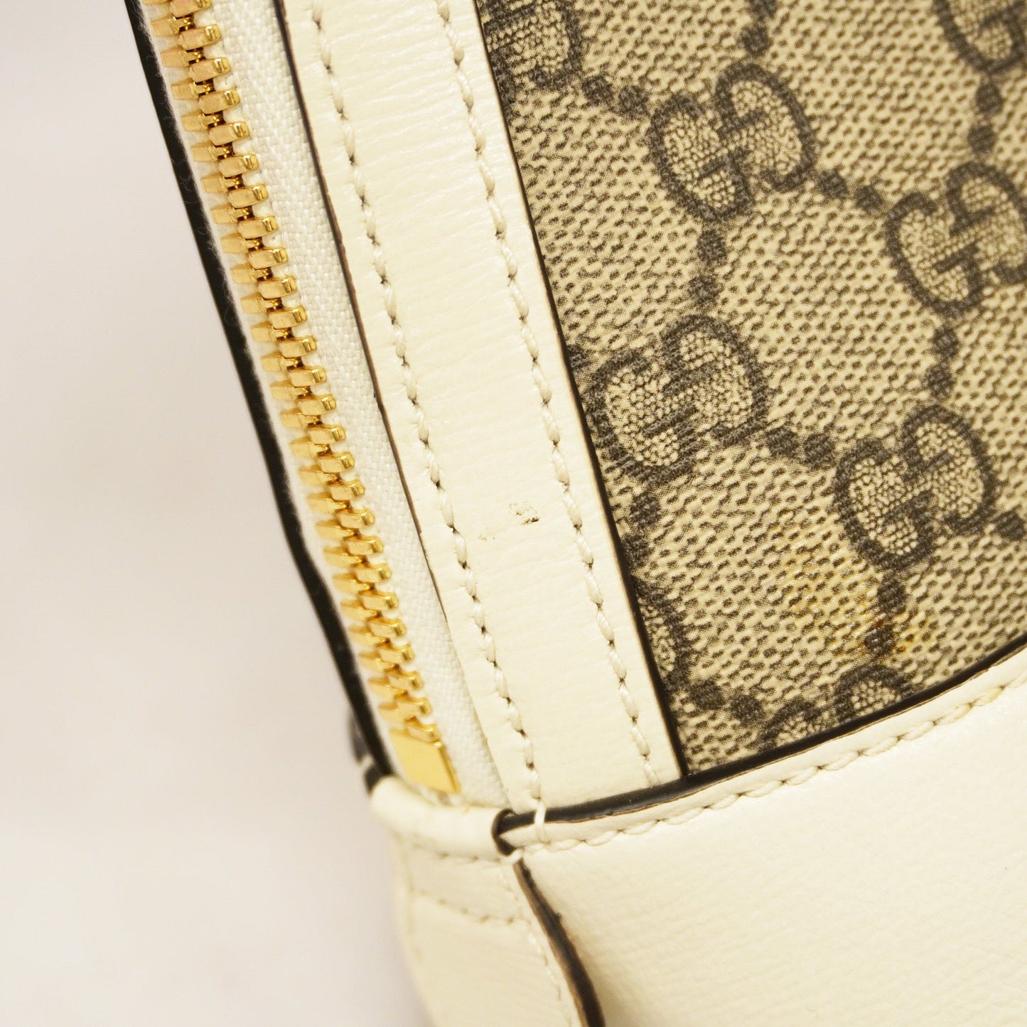 GUCCI Auth  Horsebit 2way Bag 621220 GG Supreme Beige,White