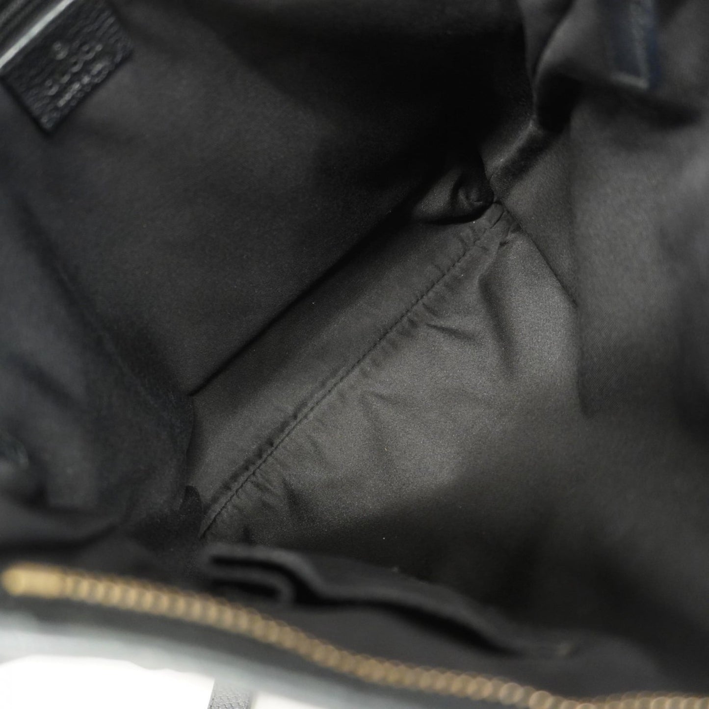 Gucci Black Canvas Shoulder Bag ( )