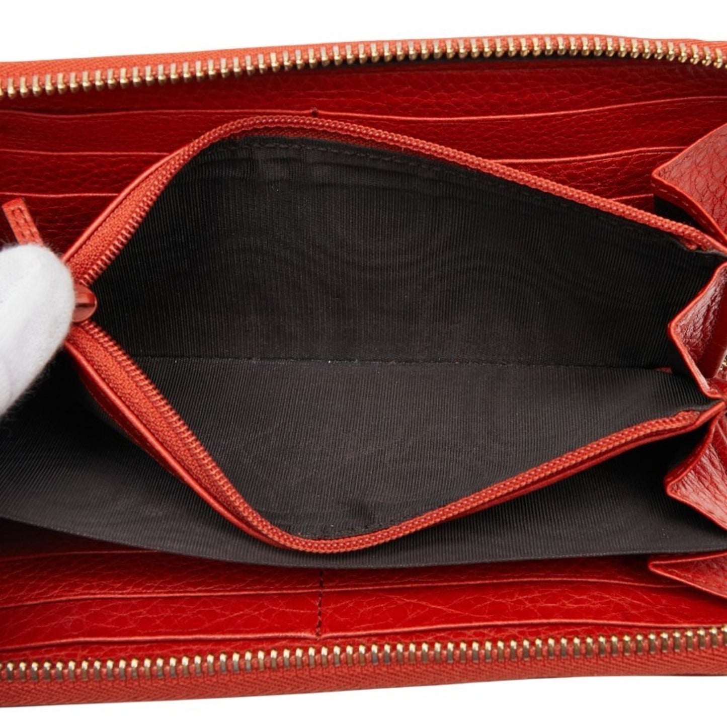 Gucci Red Color Leather Long Wallet (Bi-Fold) ( )