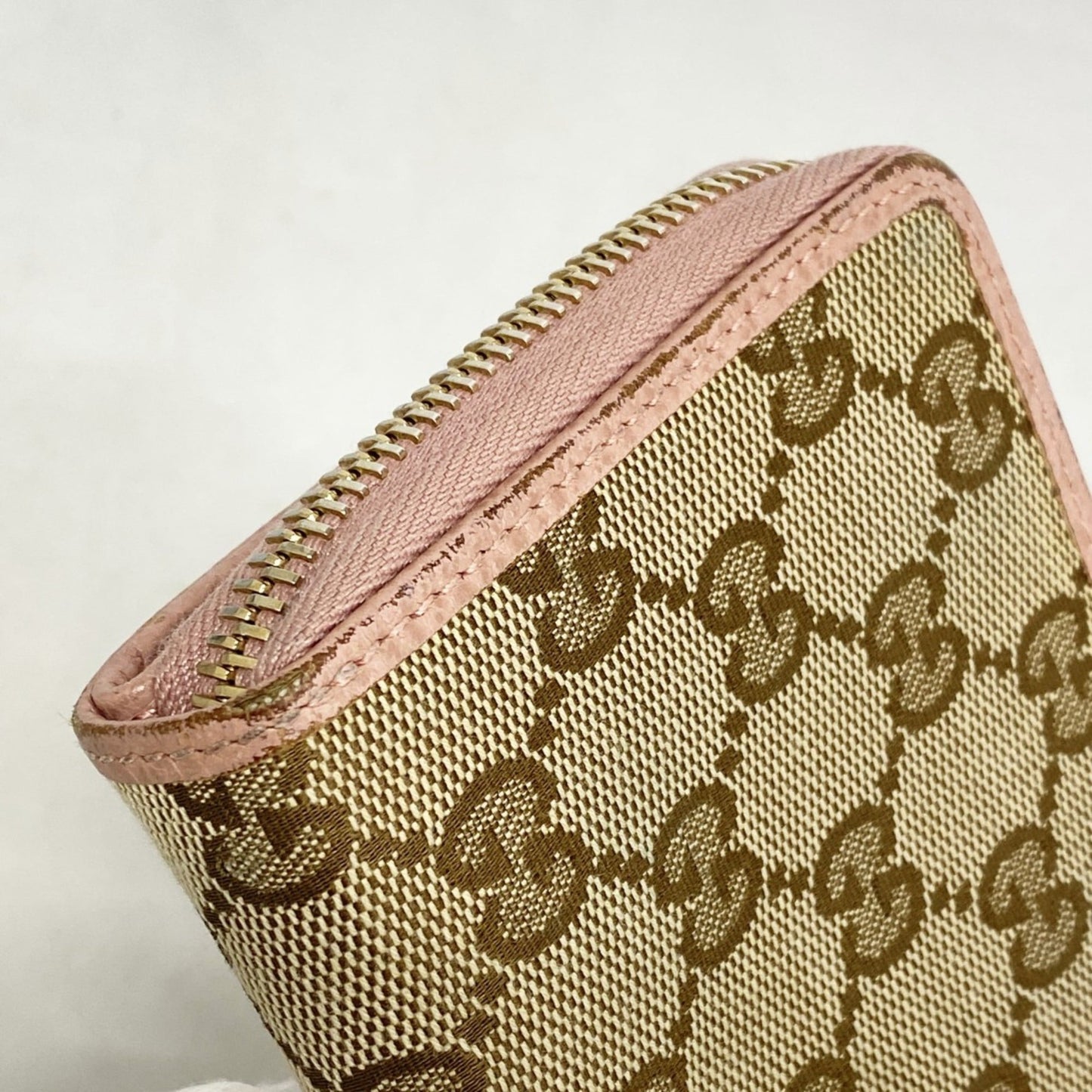 Gucci Beige Pink Canvas Wallet (Bi-Fold) ( )