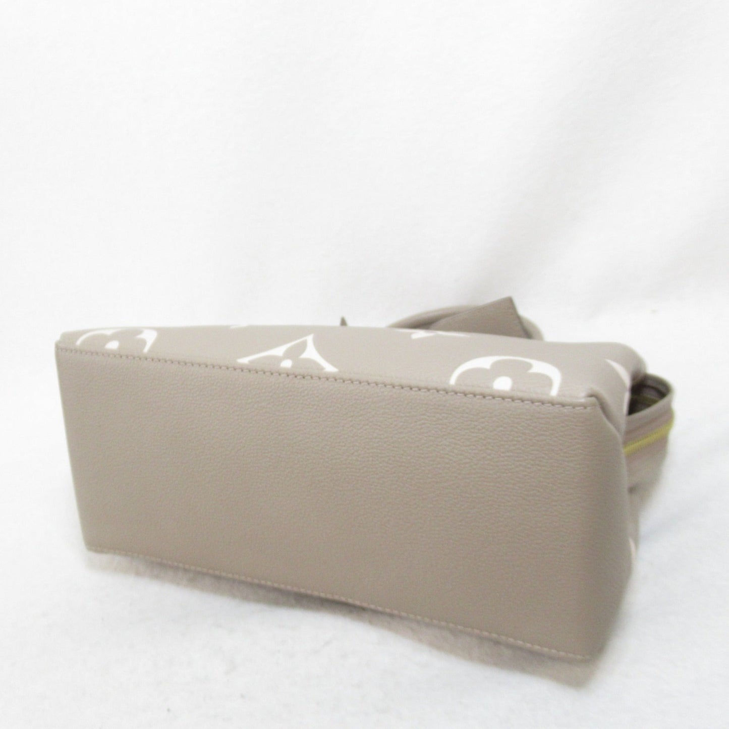 LOUIS VUITTON Petit Palais PM 2wayShoulder Bag Gray Turtrail claims Monogram empreinte leather