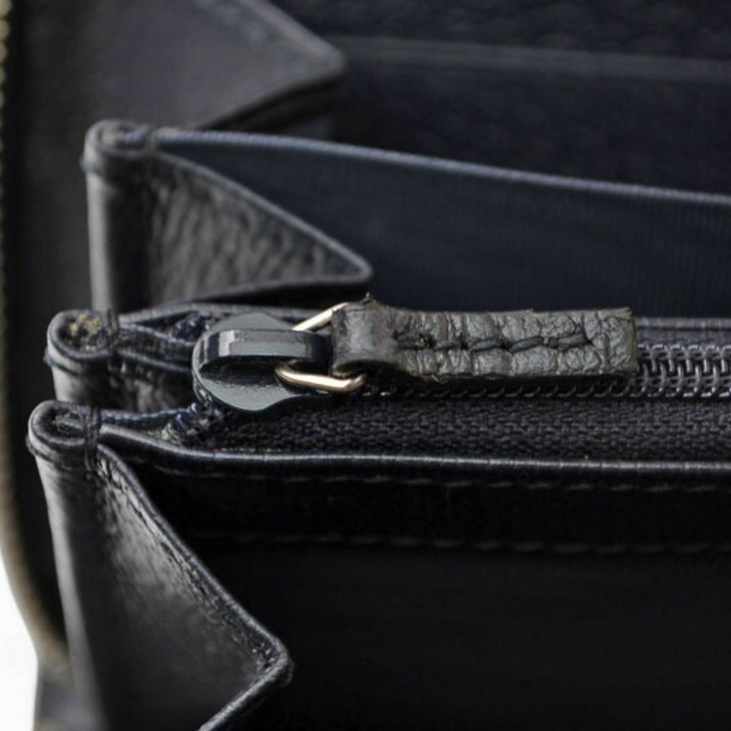 Gucci Beige Navy Coated Canvas Long Wallet (Bi-Fold) ( )