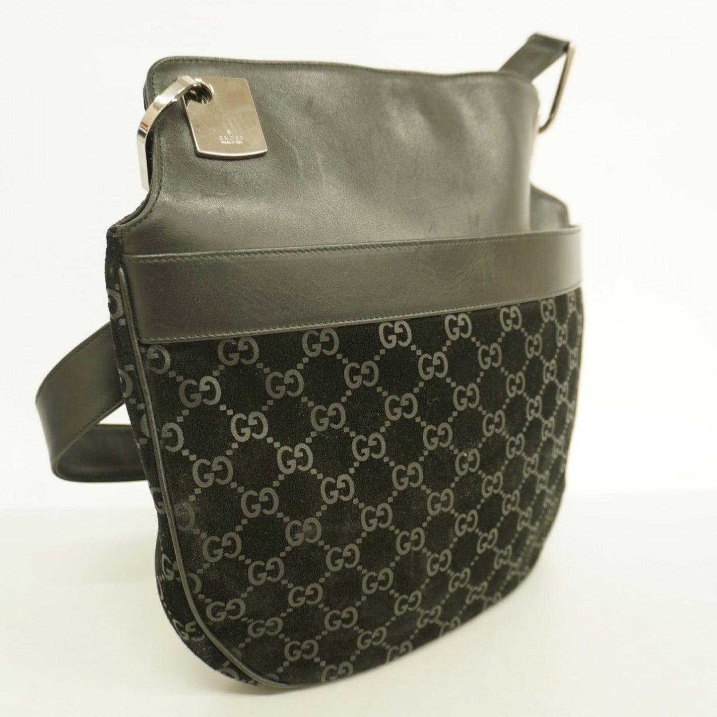 Gucci Black Suede Shoulder Bag ( )