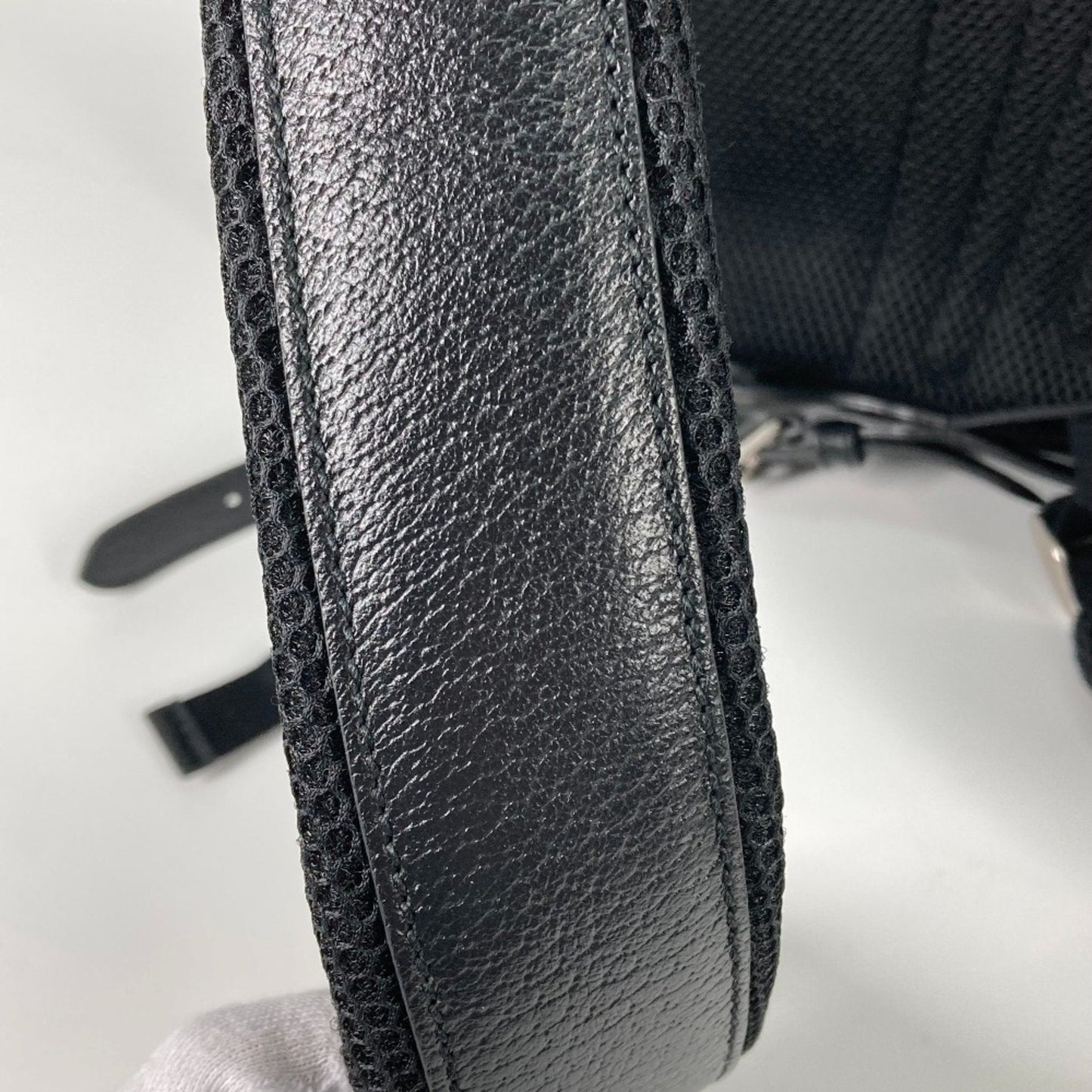 Gucci Black Gg Supreme Backpack ( )