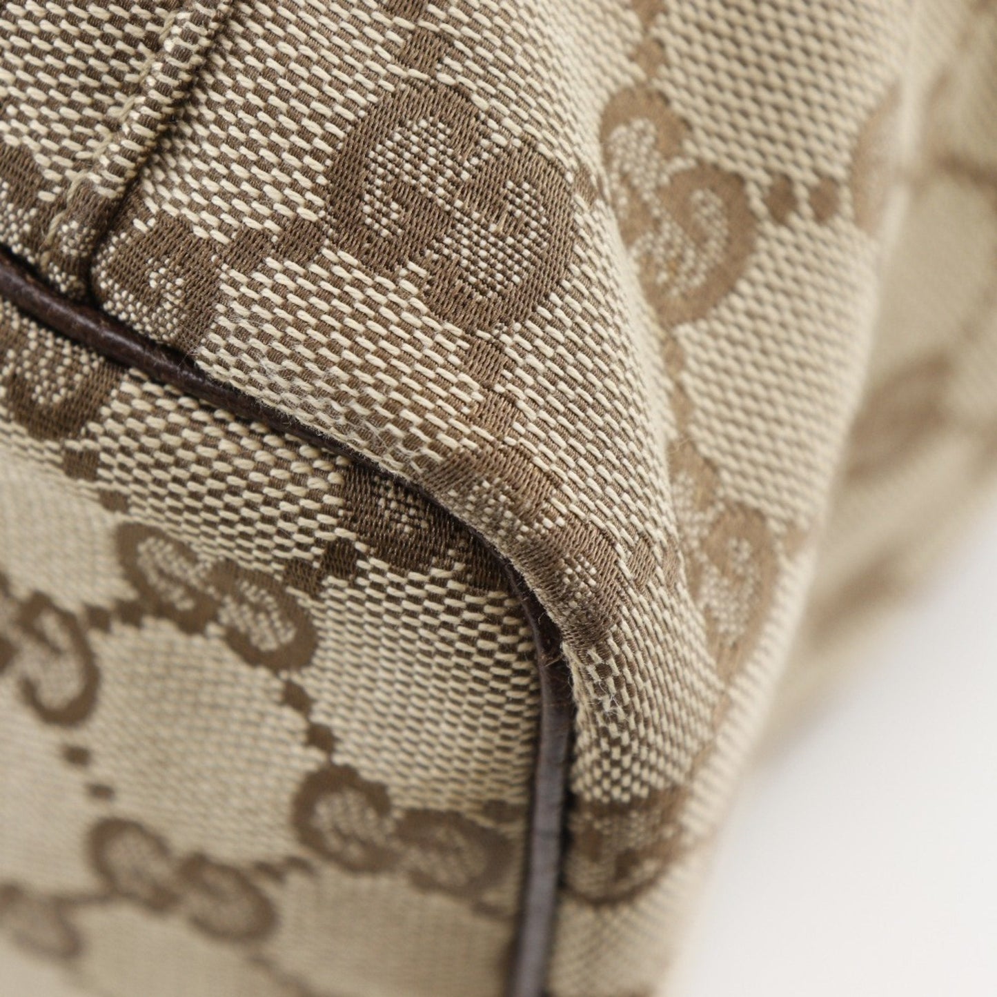Gucci Beige Gg Canvas Handbag ( )