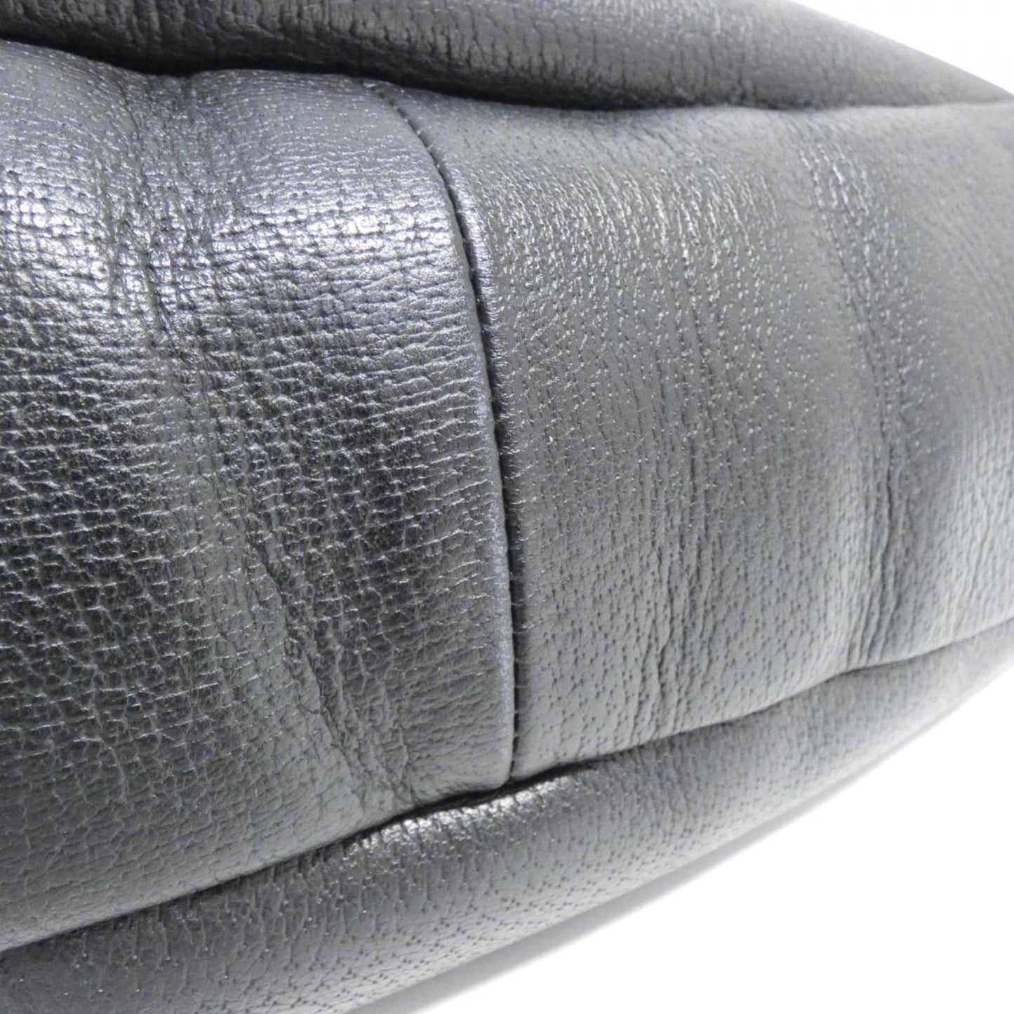 Gucci Leather Shoulder Bag