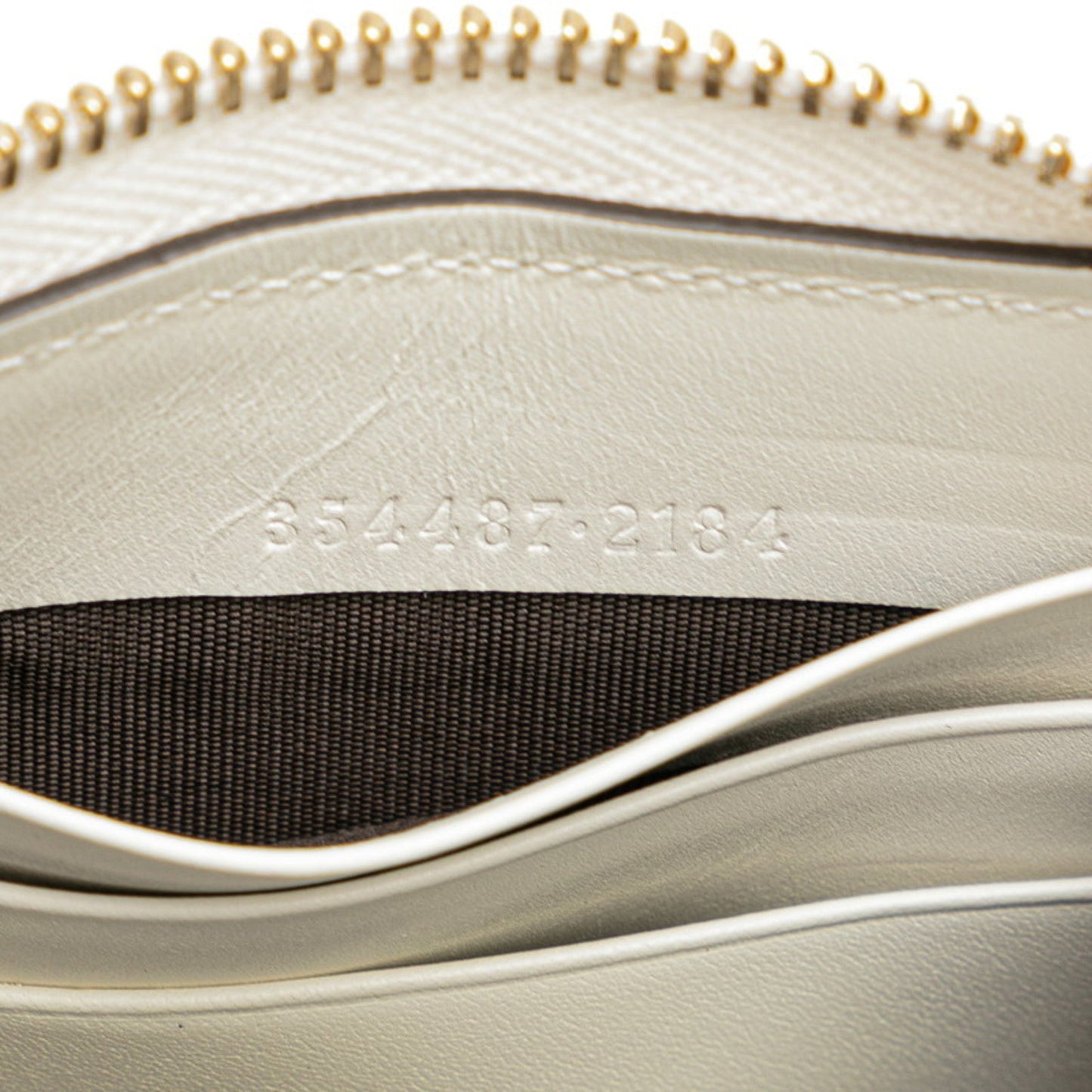 Gucci White Pvc Leather Long Wallet (Bi-Fold) ( )