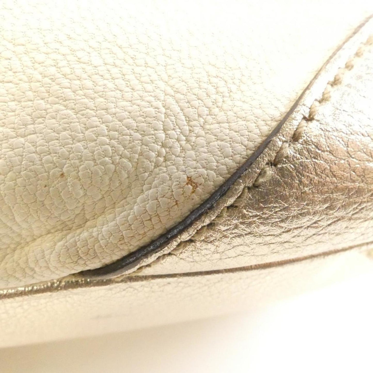 Gucci Ivory Leather Shoulder Bag ( )