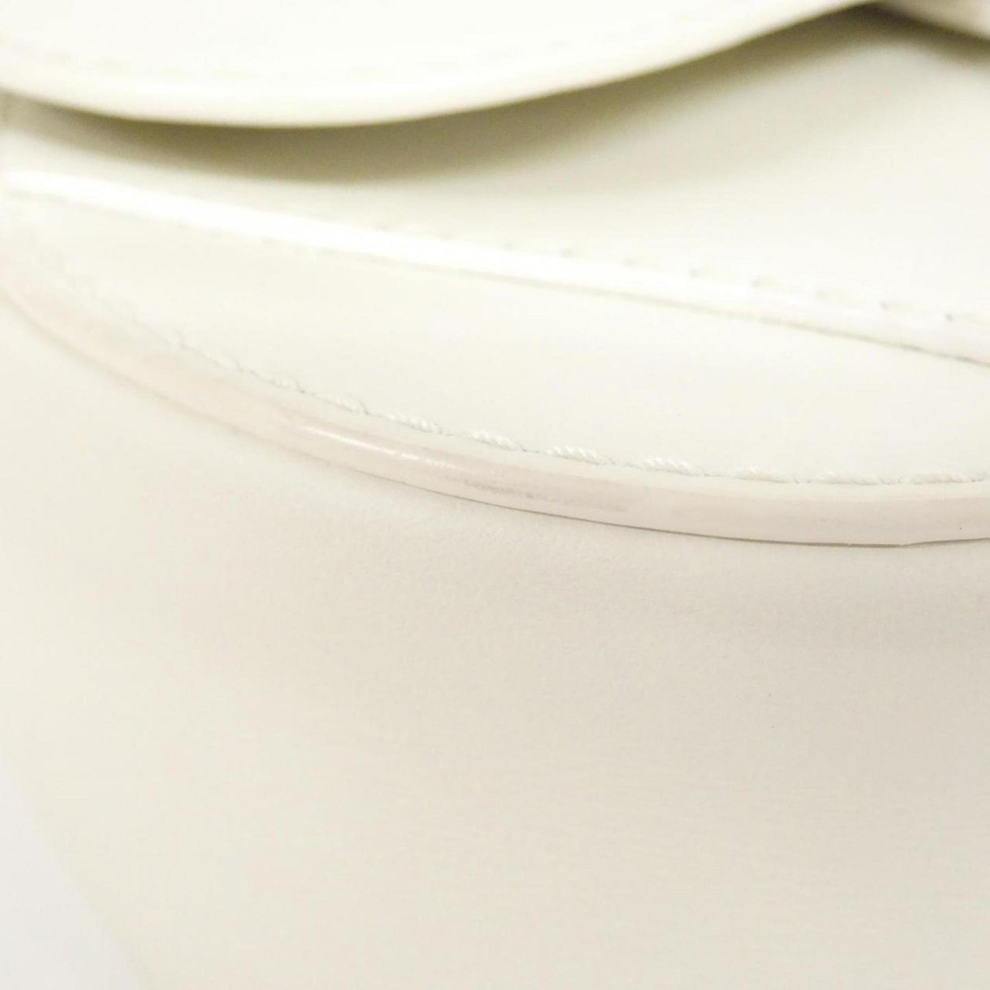 Christian Dior Gold Leather Shoulder Bag ()