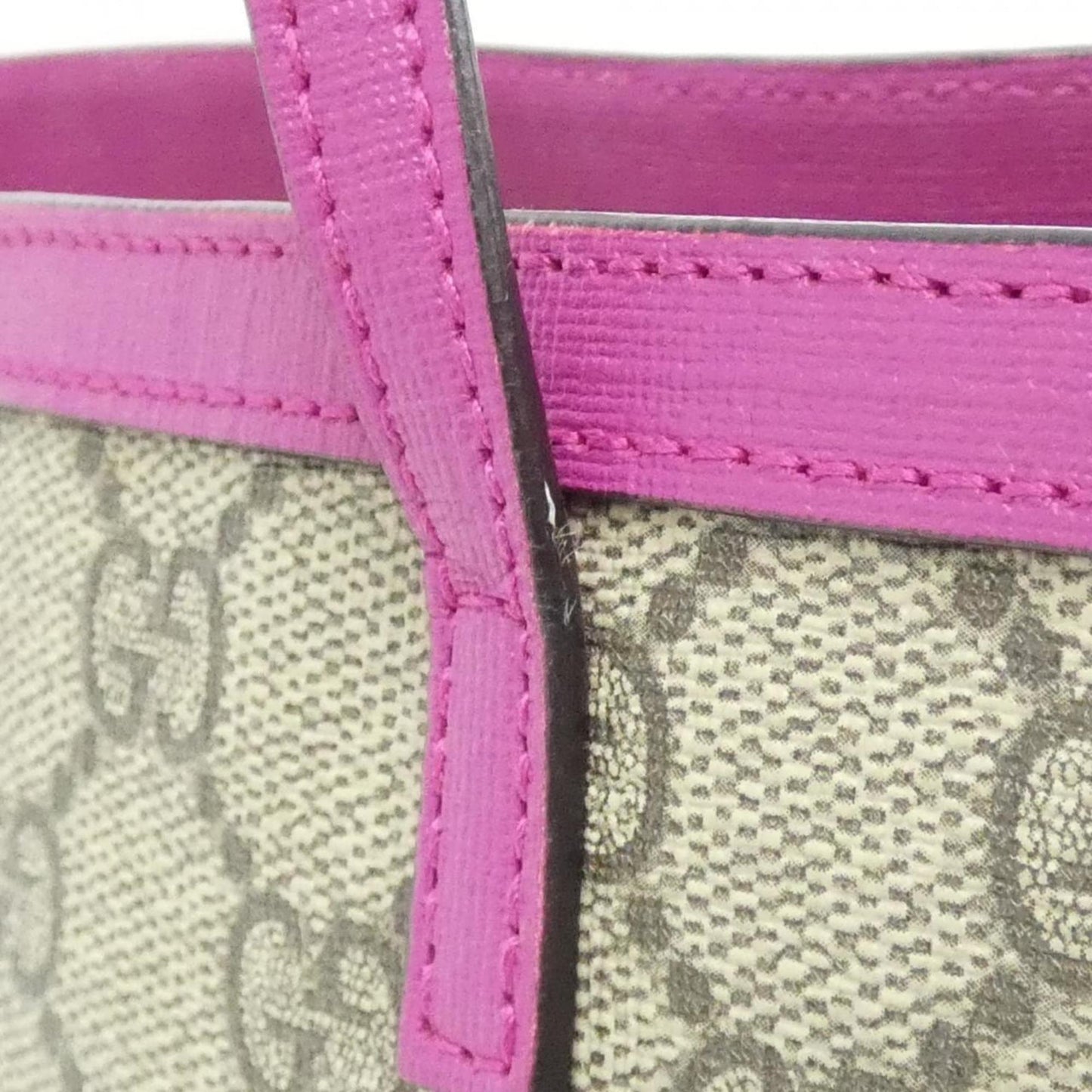 Gucci Beige Gg Supreme Handbag ( )