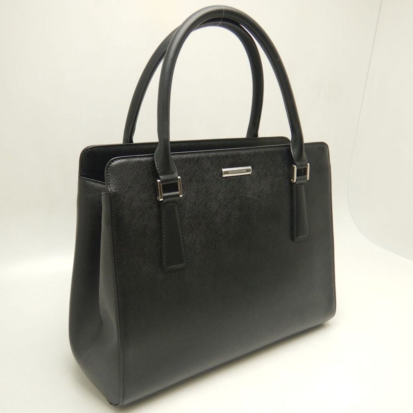 Burberry Black Leather Handbag ( )