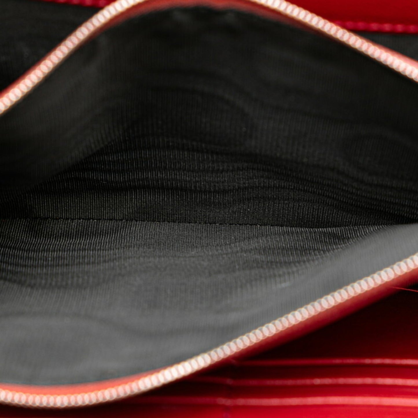 Gucci Black Red Color Tweed Leather Chain/Shoulder Wallet ( )