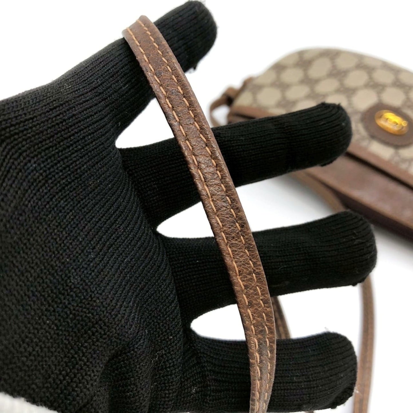 Gucci Brown Gg Supreme Shoulder Bag ( )