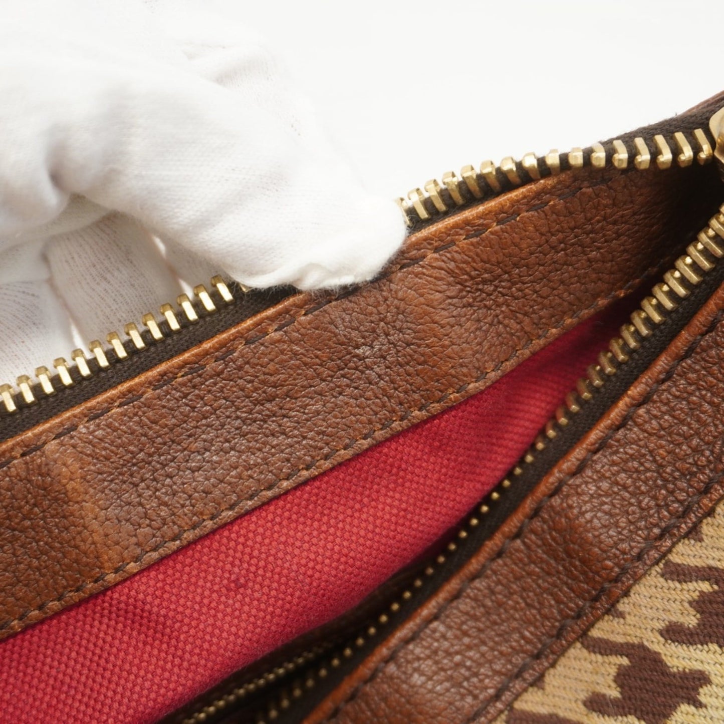 Gucci Brown Canvas Handbag ( )