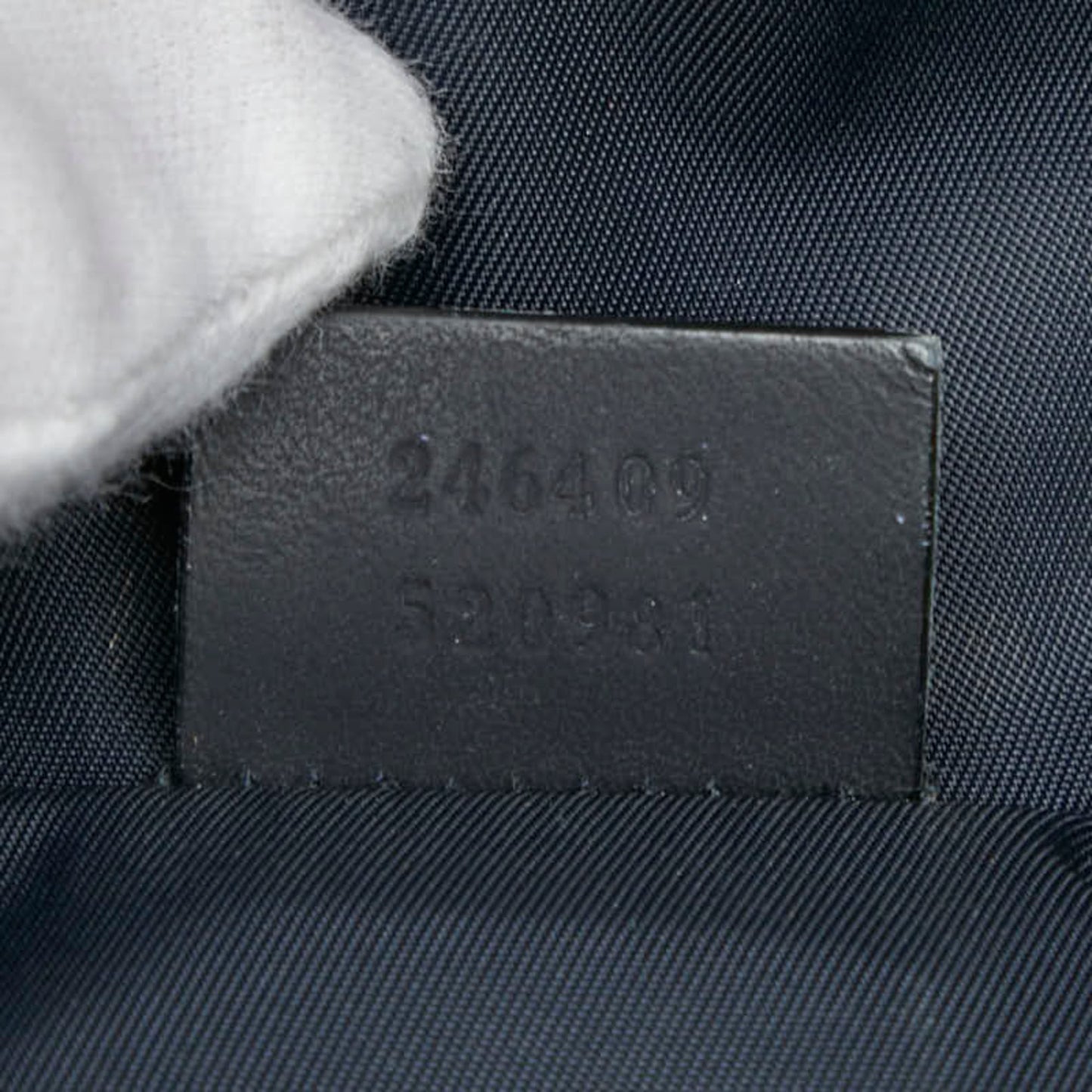 Gucci Black Leather Sling Bag ( )