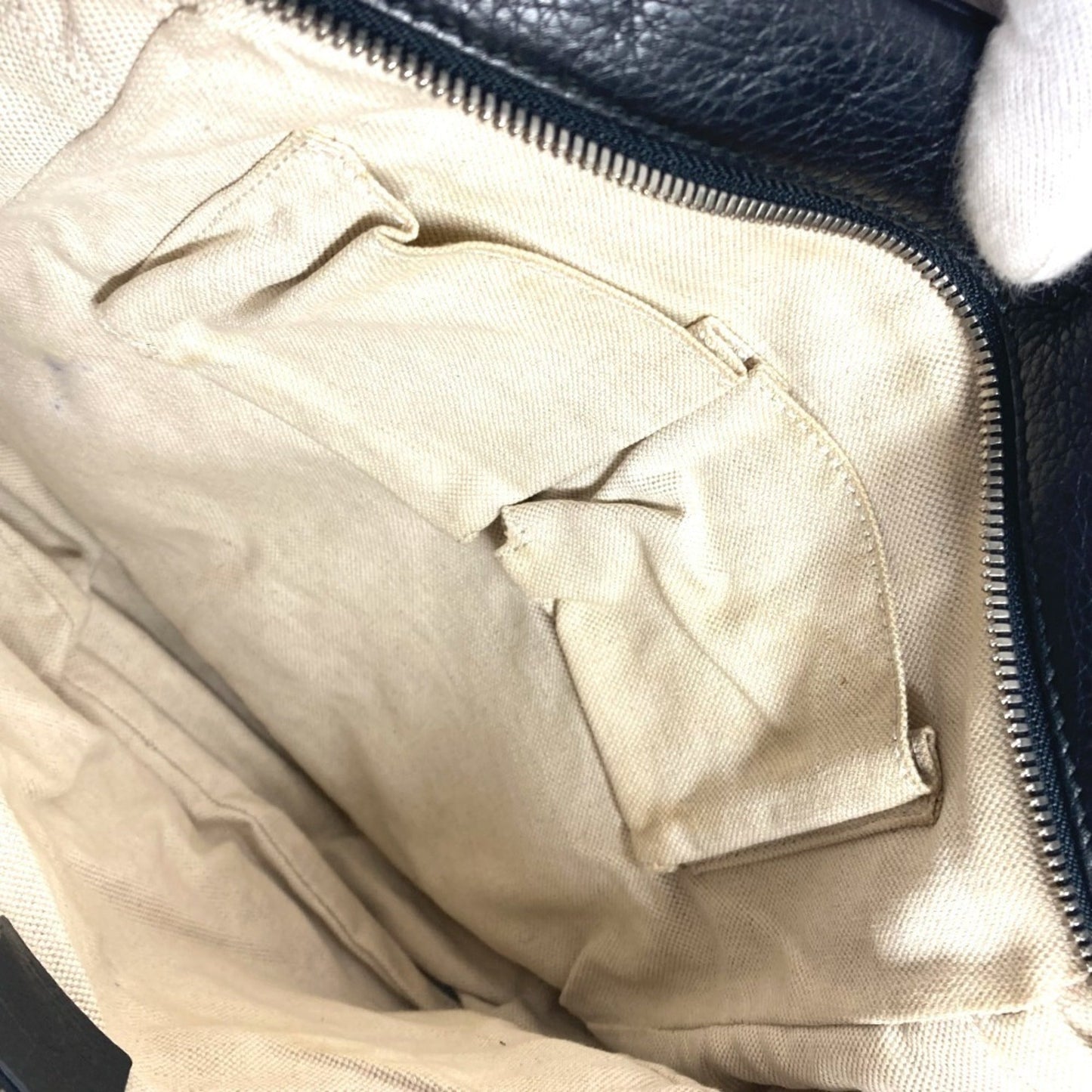 Gucci Black Leather Pochette Shoulder Bag ( )