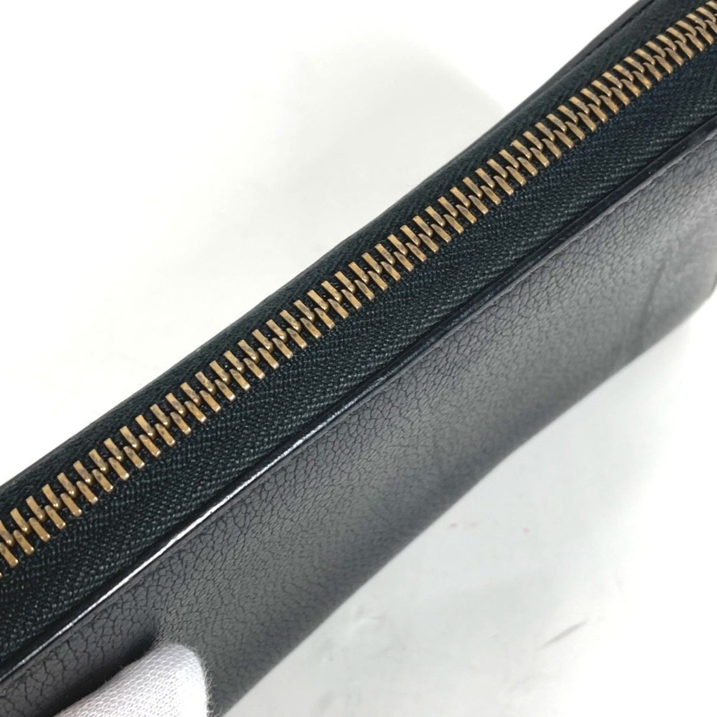 Gucci Black Leather Long Wallet (Bi-Fold) ( )