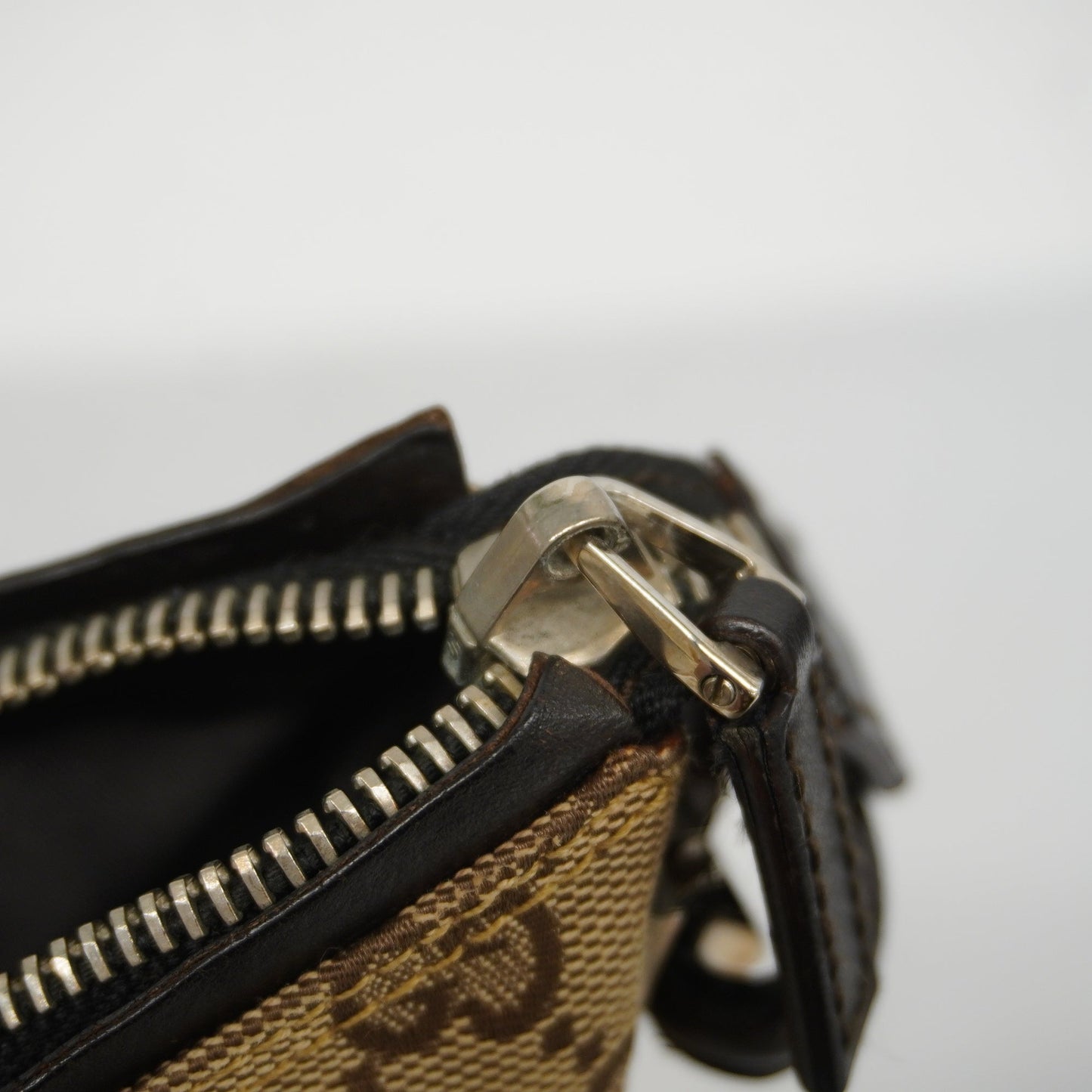 GUCCI Auth  GG Canvas Shoulder Bag 001 3766 Women's Leather Shoulder Bag Beige