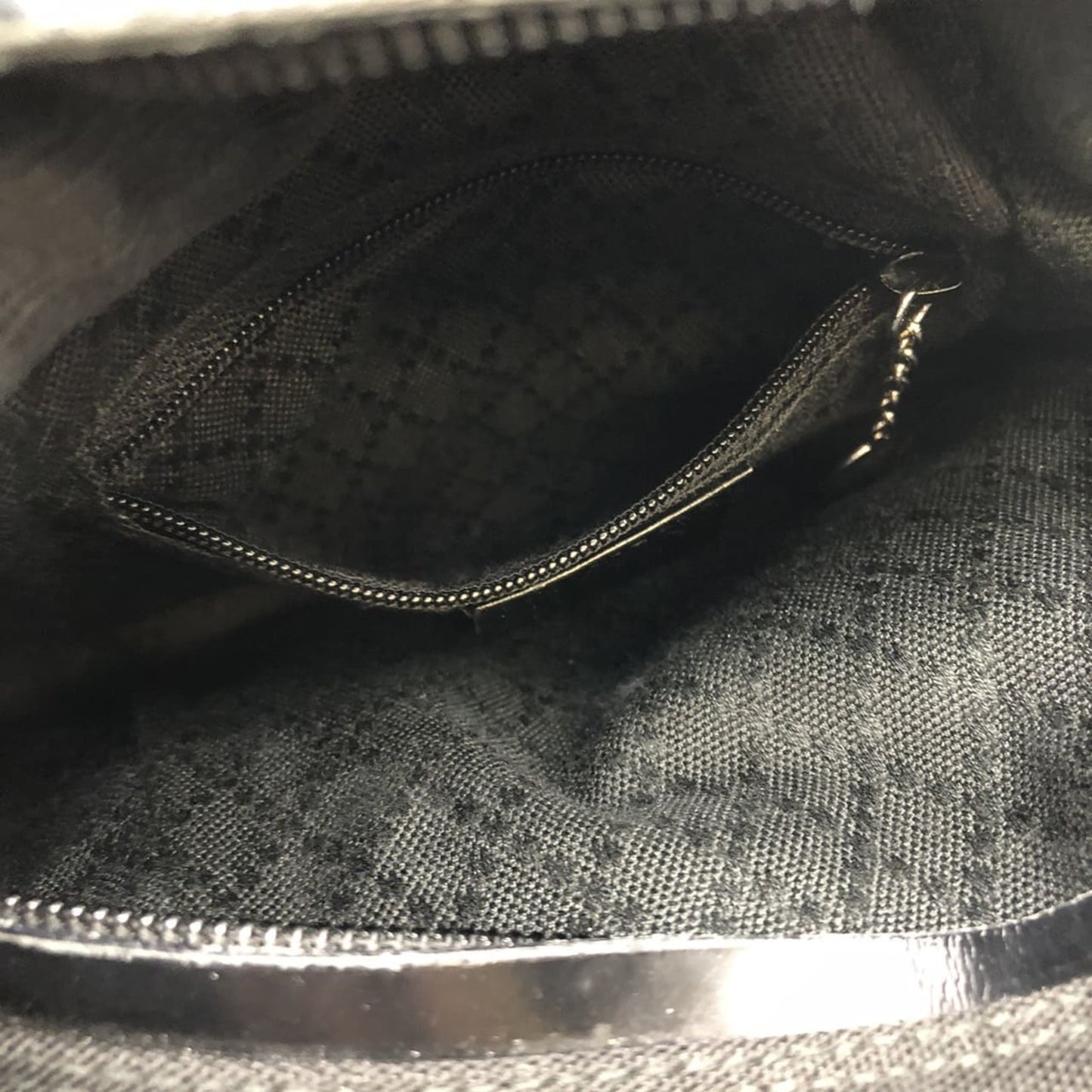 Gucci Black Canvas Leather Handbag Shoulder Bag ( )