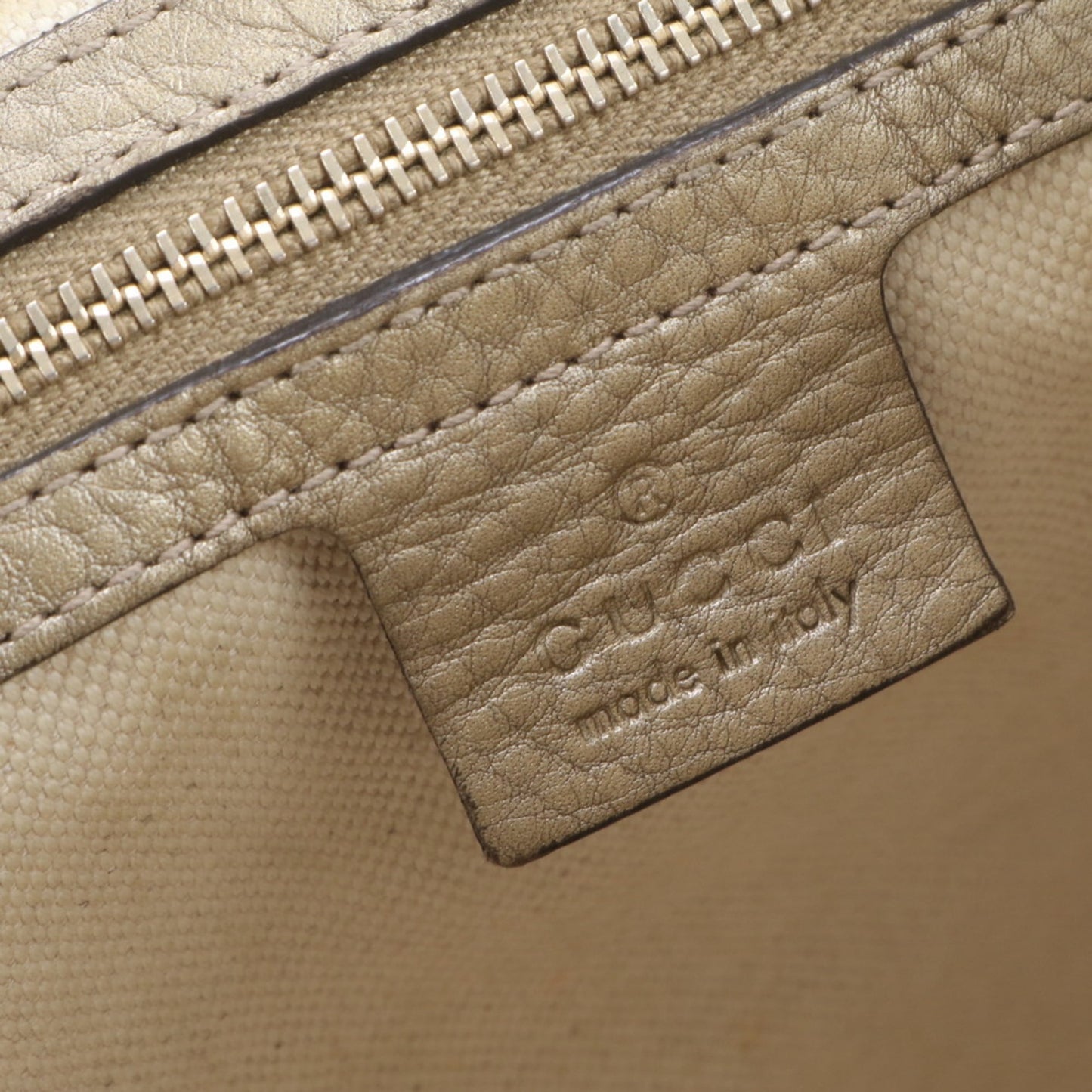 Gucci Gold Leather Shoulder Bag ( )