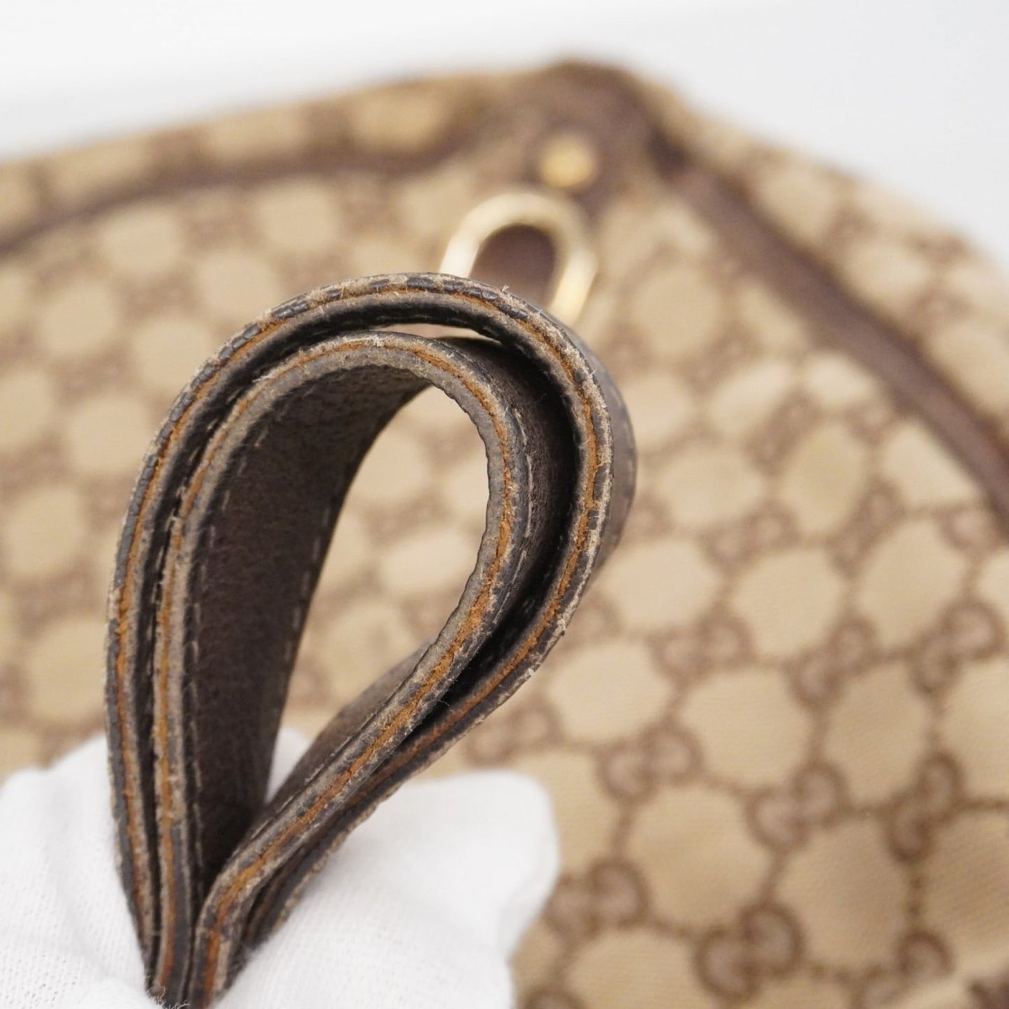 Gucci Brown Canvas Handbag ( )