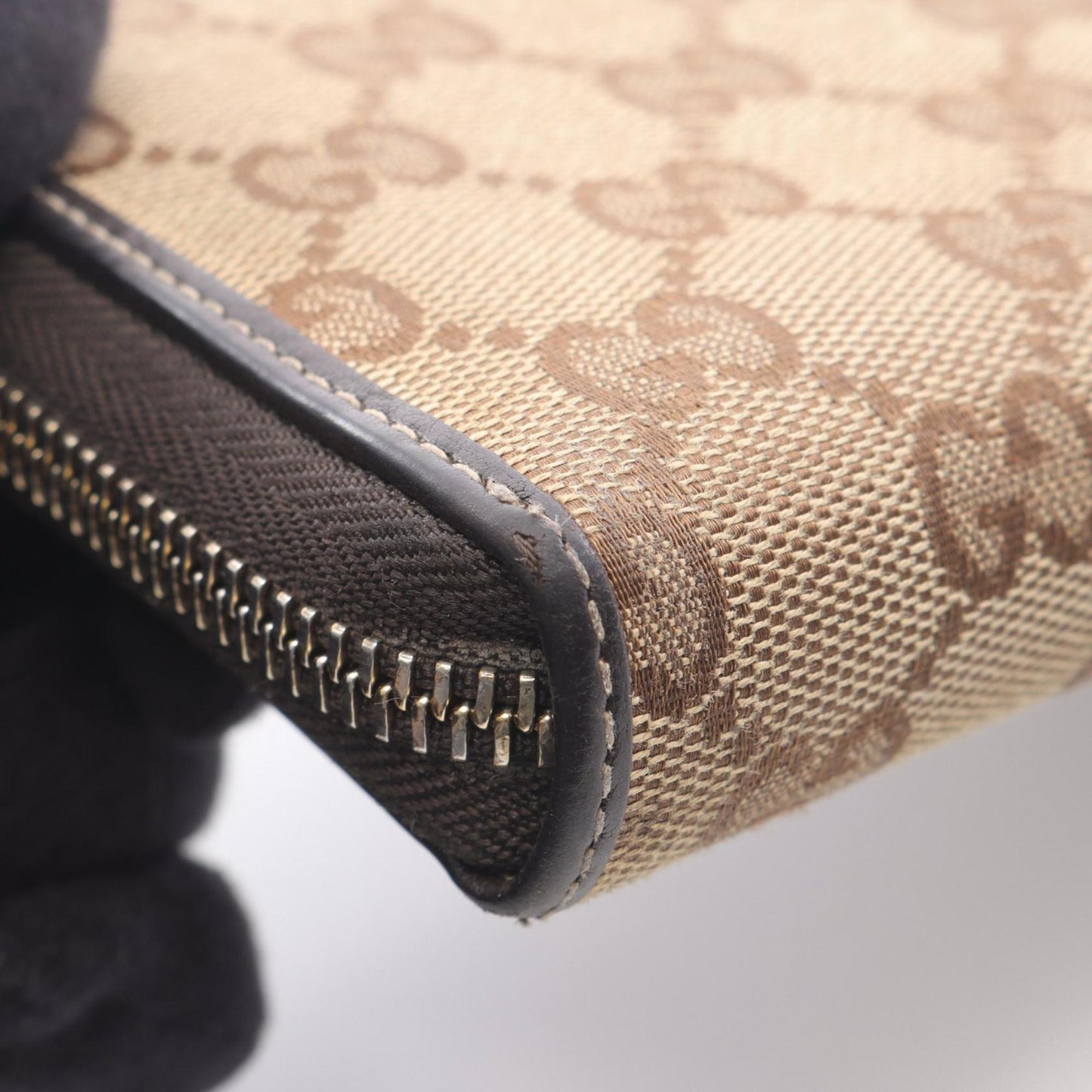 Gucci Beige Multi-Color Canvas Leather Long Wallet (Bi-Fold) ( )