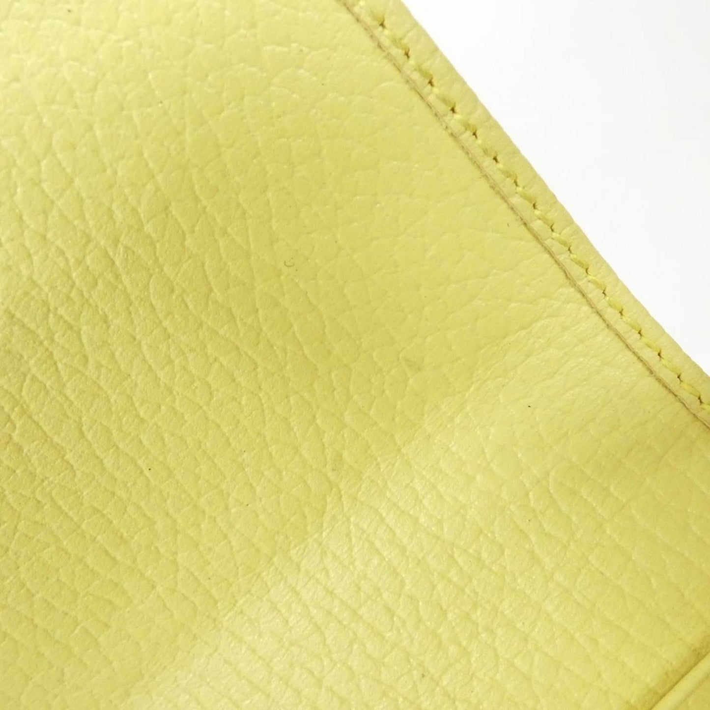 Gucci Beige Leather Wallet (Bi-Fold) ( )
