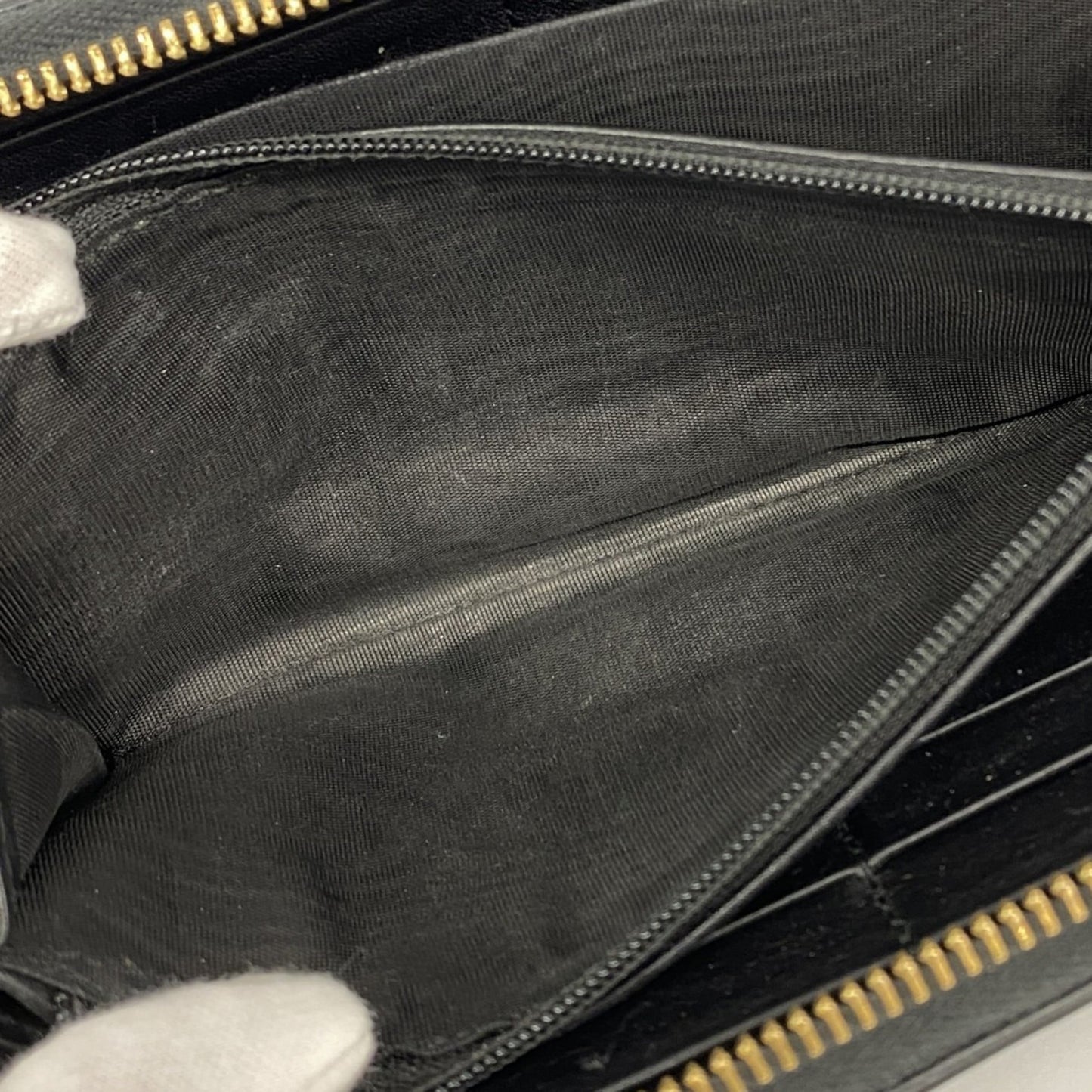 Gucci Black Leather Long Wallet (Bi-Fold) ( )