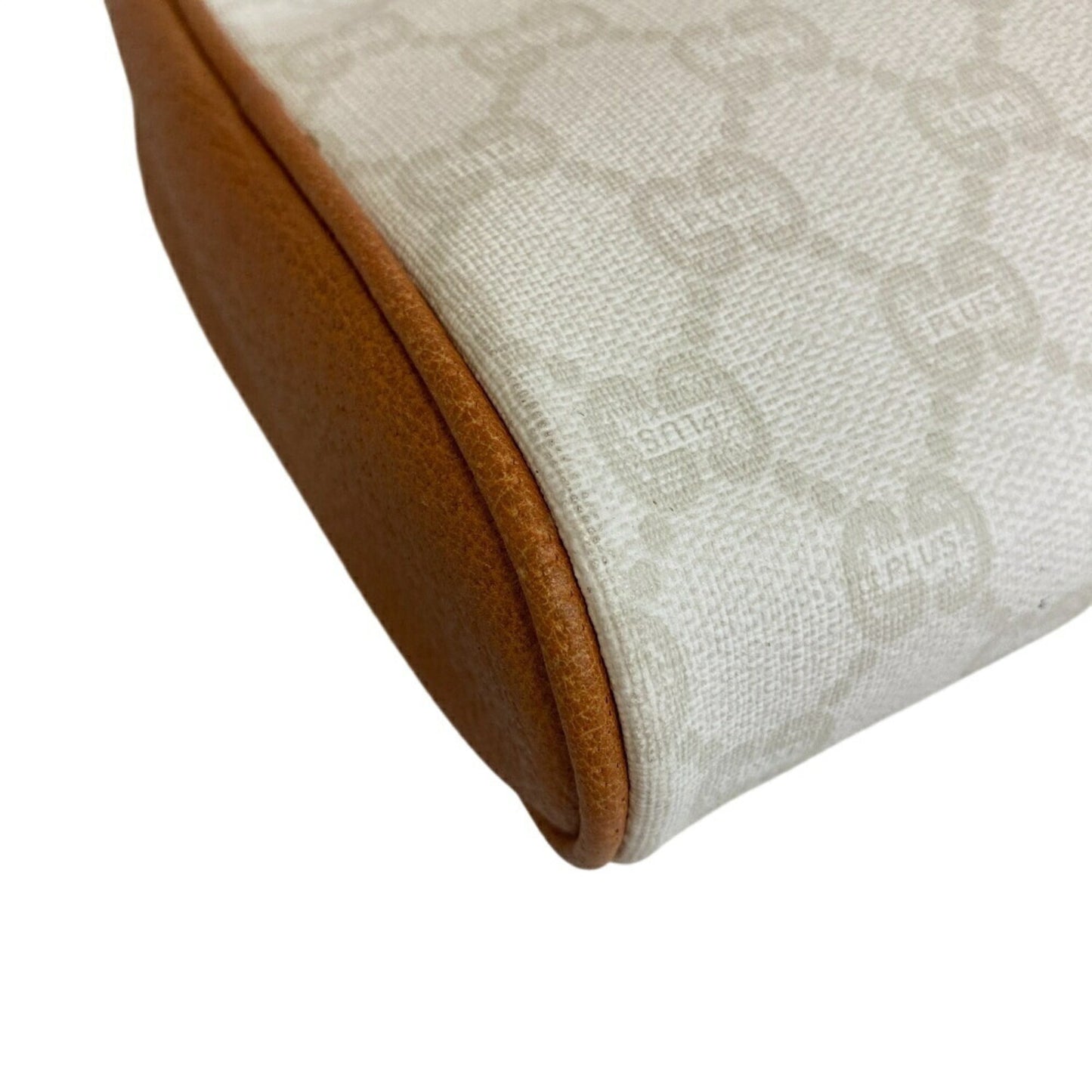 Gucci Gg Plus White Pvc Clutch Bag ( )