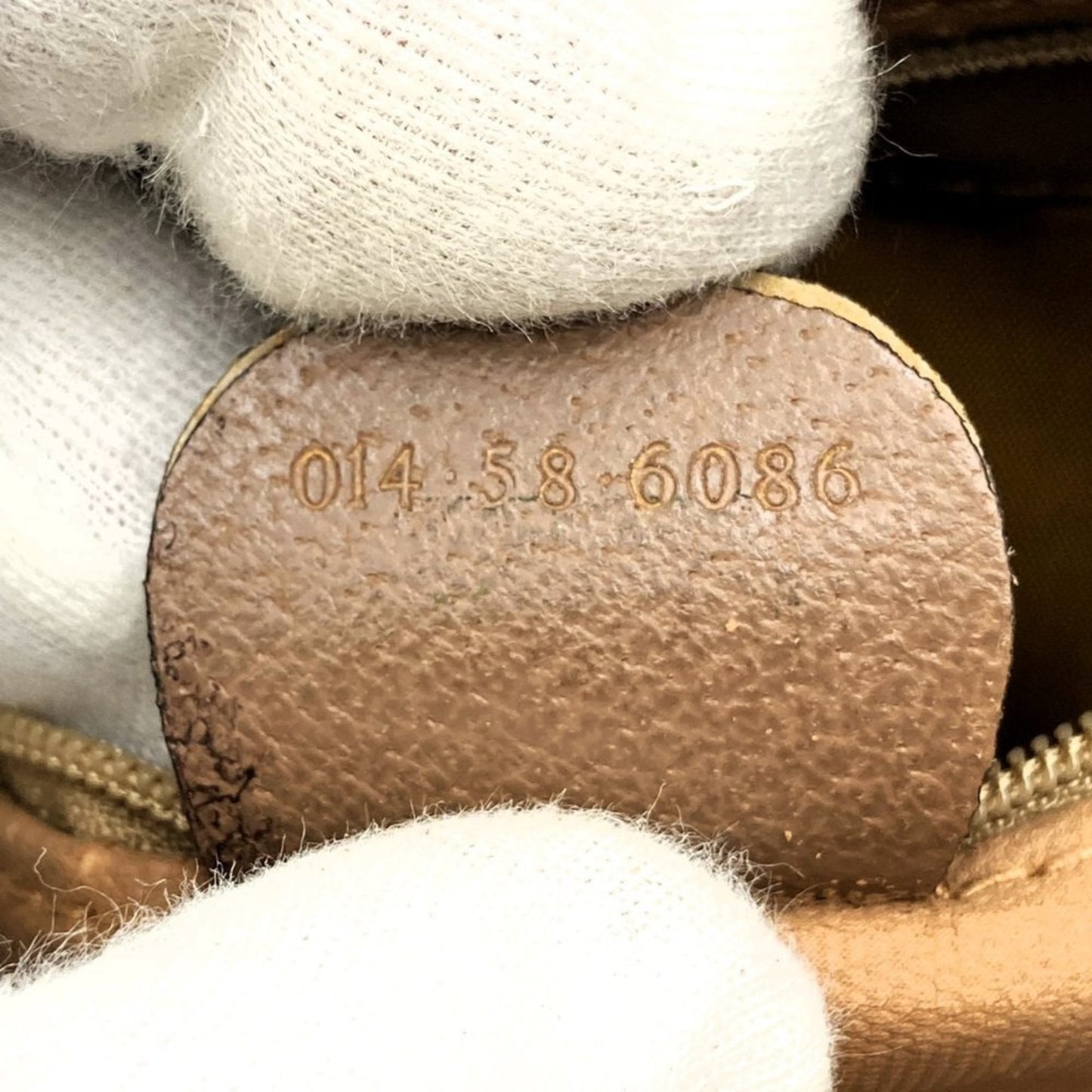 Gucci Brown Gg Supreme Pvc Pouch ( )