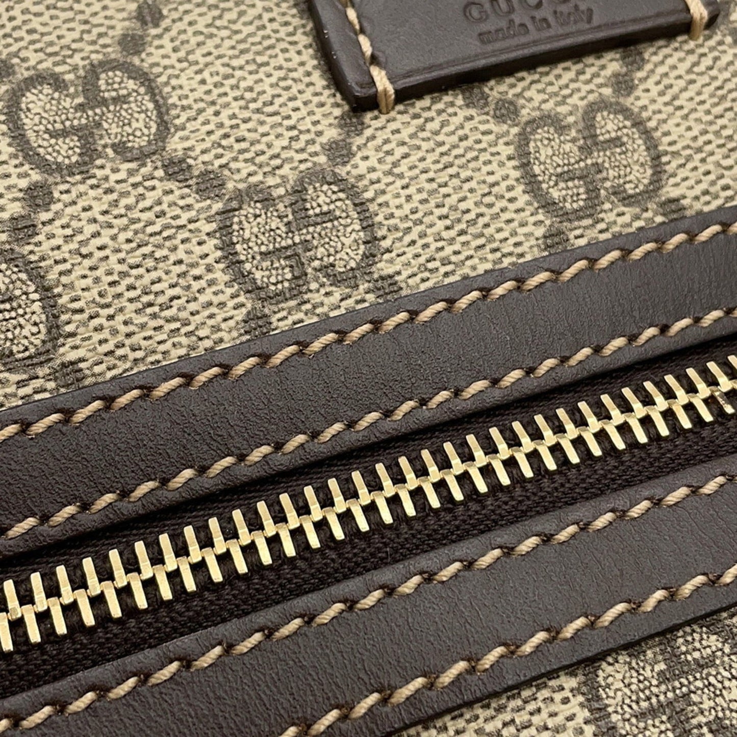 Gucci Brown Gg Supreme Leather Shoulder Bag ( )