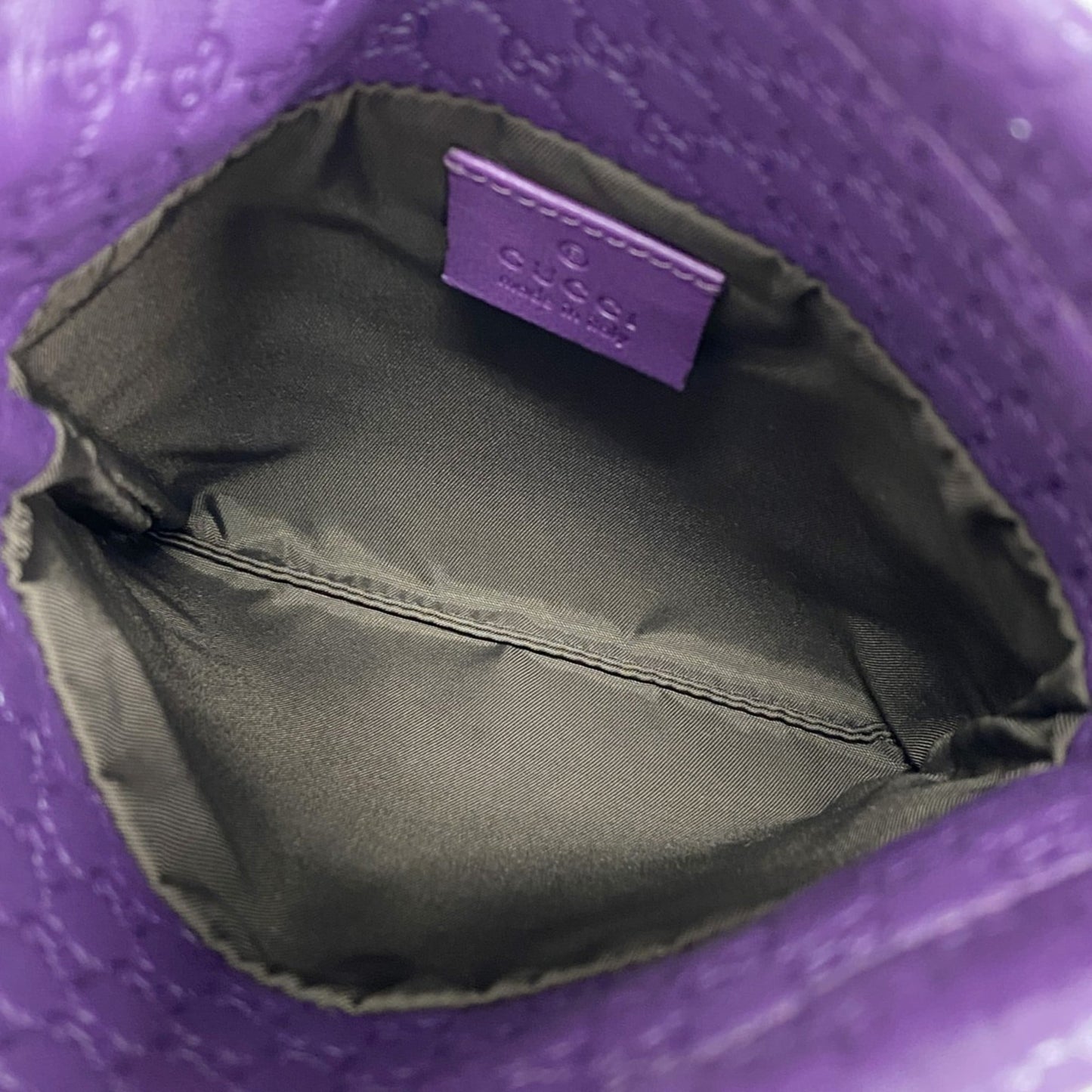 Gucci Purple Leather Pouch ( )