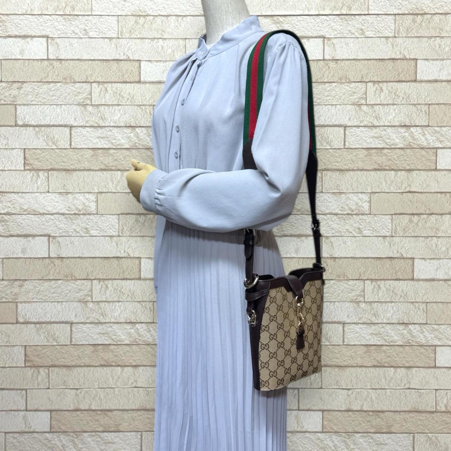Gucci Beige Gg Supreme Canvas Leather Shoulder Bag ( )