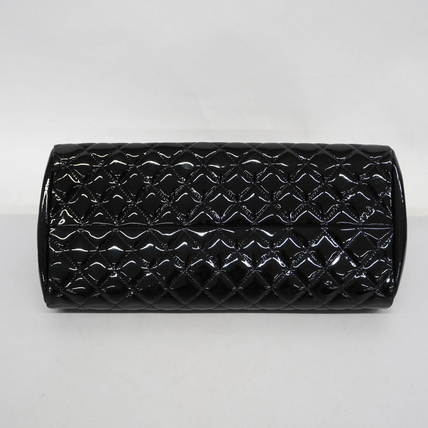 Chanel Matelassé Shoulder Bag - Ewore Bags