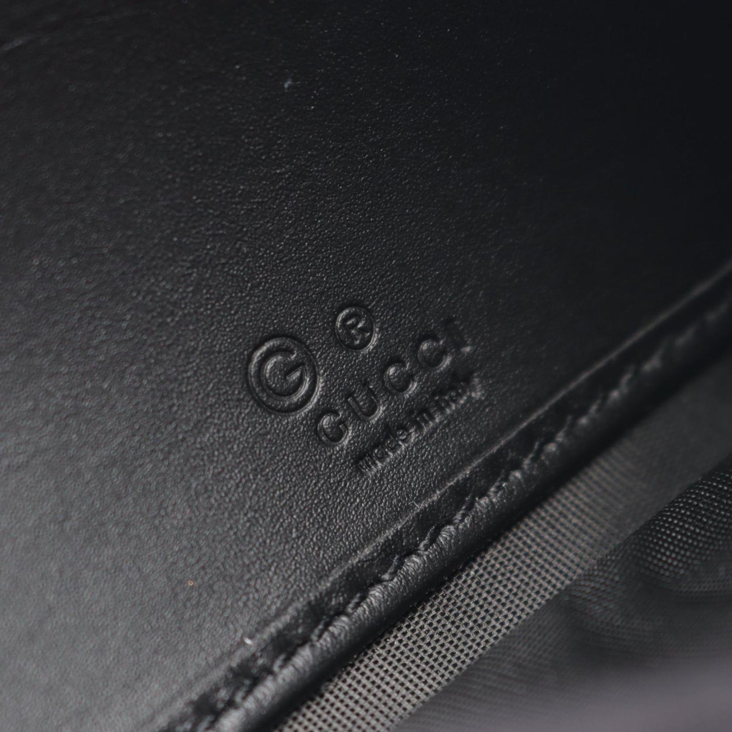 Gucci Beige Black Pvc Leather Long Wallet (Bi-Fold) ( )