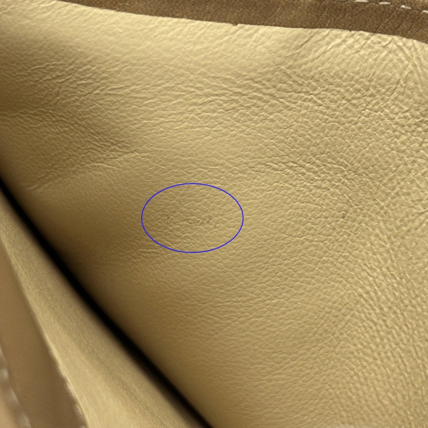 Gucci Brown Leather Wallet (Bi-Fold) ( )
