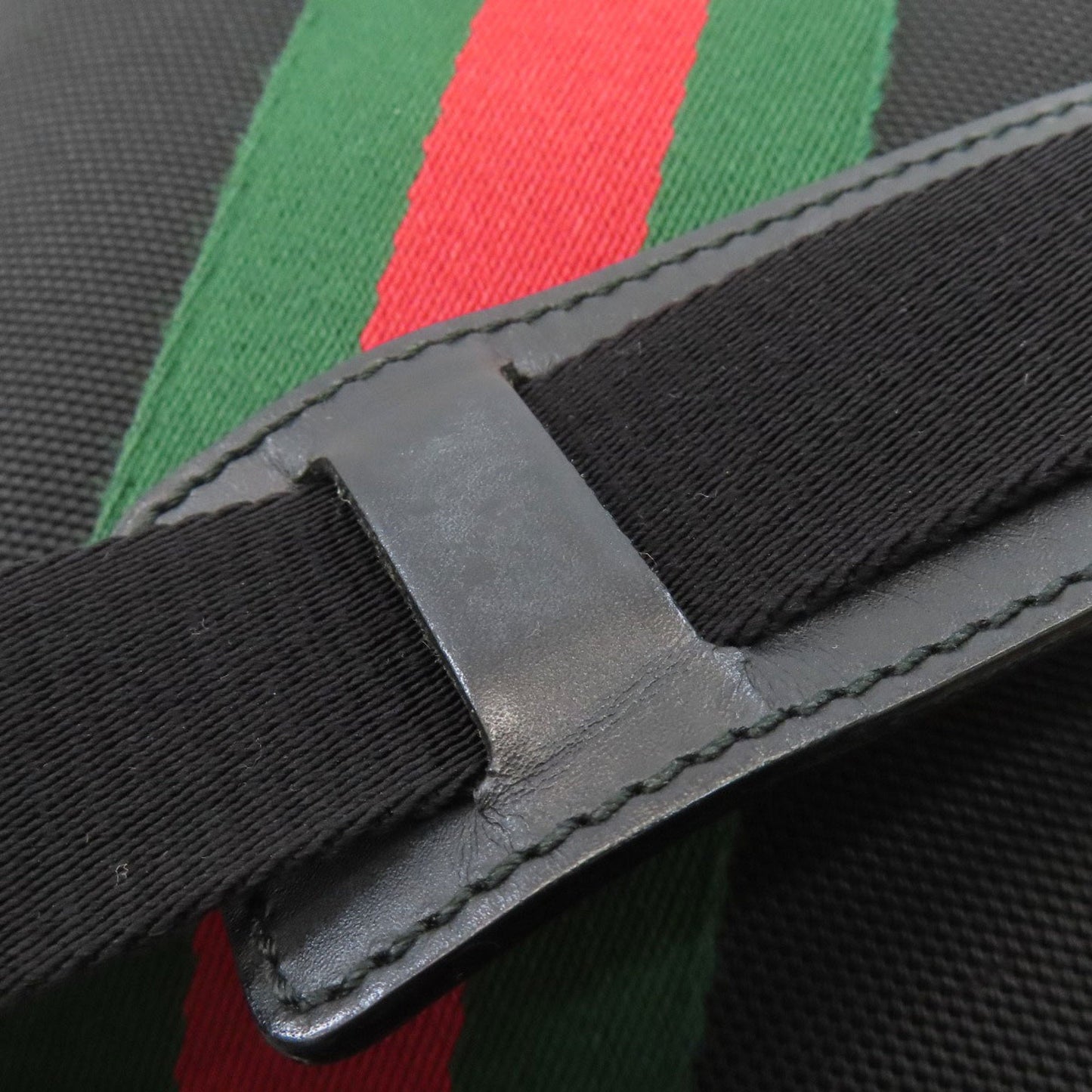 Gucci Sherry Line Black Canvas Shoulder Bag ( )