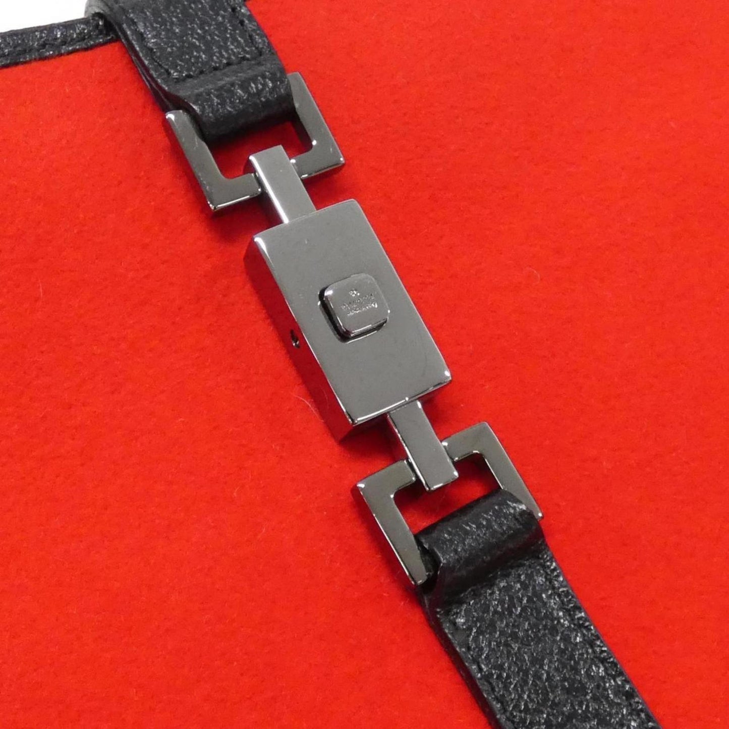 Gucci Black Red Color Felt Leather Shoulder Bag ( )